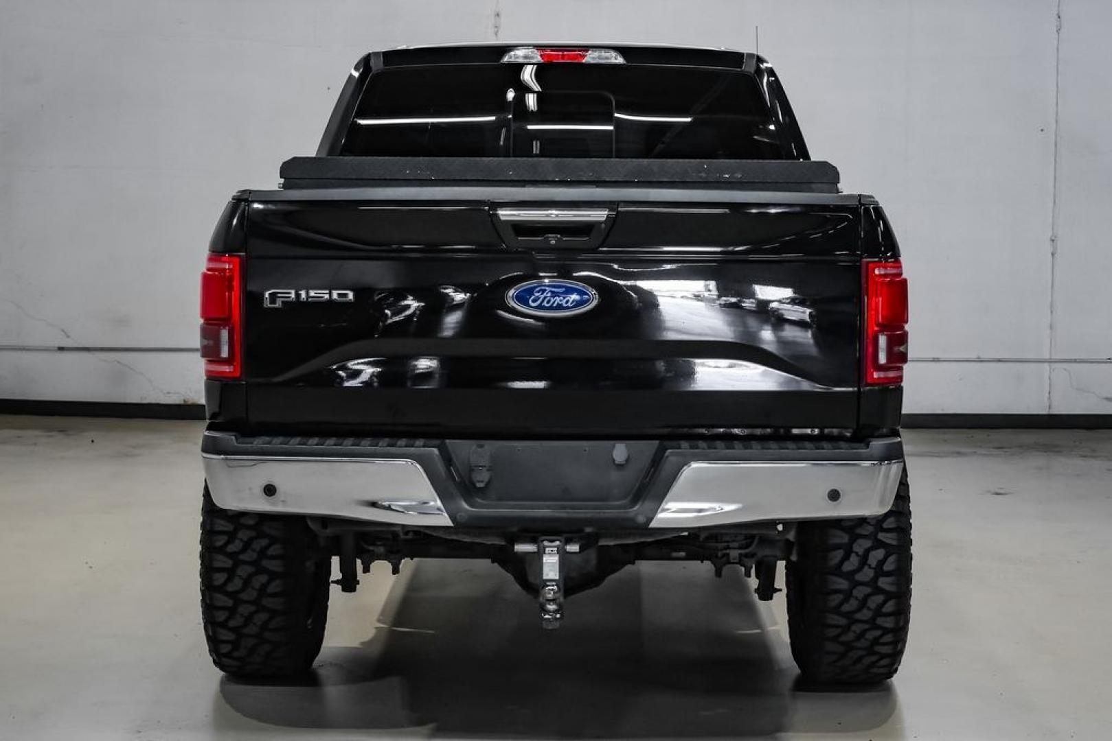 2017 Shadow Black /Black Ford F-150 Lariat (1FTEW1EG7HF) with an 3.5L V6 engine, Automatic transmission, located at 15300 Midway Rd., Addison, TX, 75001, (972) 702-0011, 32.958321, -96.838074 - Photo#10