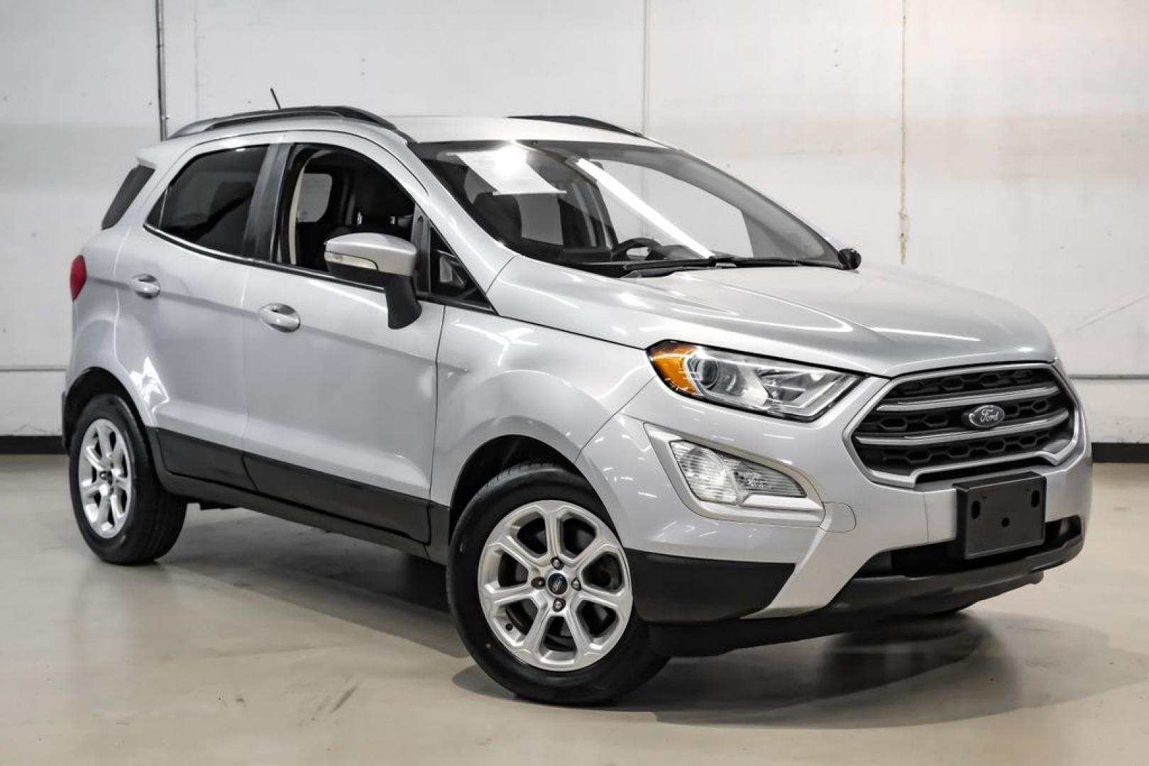 2018 Silver Metallic /Black Ford EcoSport SE (MAJ3P1TE9JC) with an EcoBoost 1.0L I3 GTDi DOHC Turbocharged VCT engine, Automatic transmission, located at 15300 Midway Rd., Addison, TX, 75001, (972) 702-0011, 32.958321, -96.838074- Photo#8