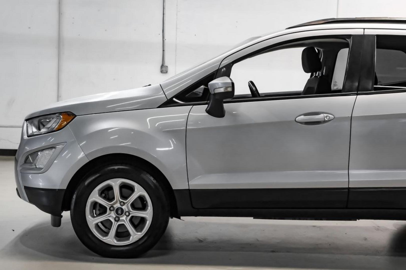 2018 Silver Metallic /Black Ford EcoSport SE (MAJ3P1TE9JC) with an EcoBoost 1.0L I3 GTDi DOHC Turbocharged VCT engine, Automatic transmission, located at 15300 Midway Rd., Addison, TX, 75001, (972) 702-0011, 32.958321, -96.838074- Photo#18