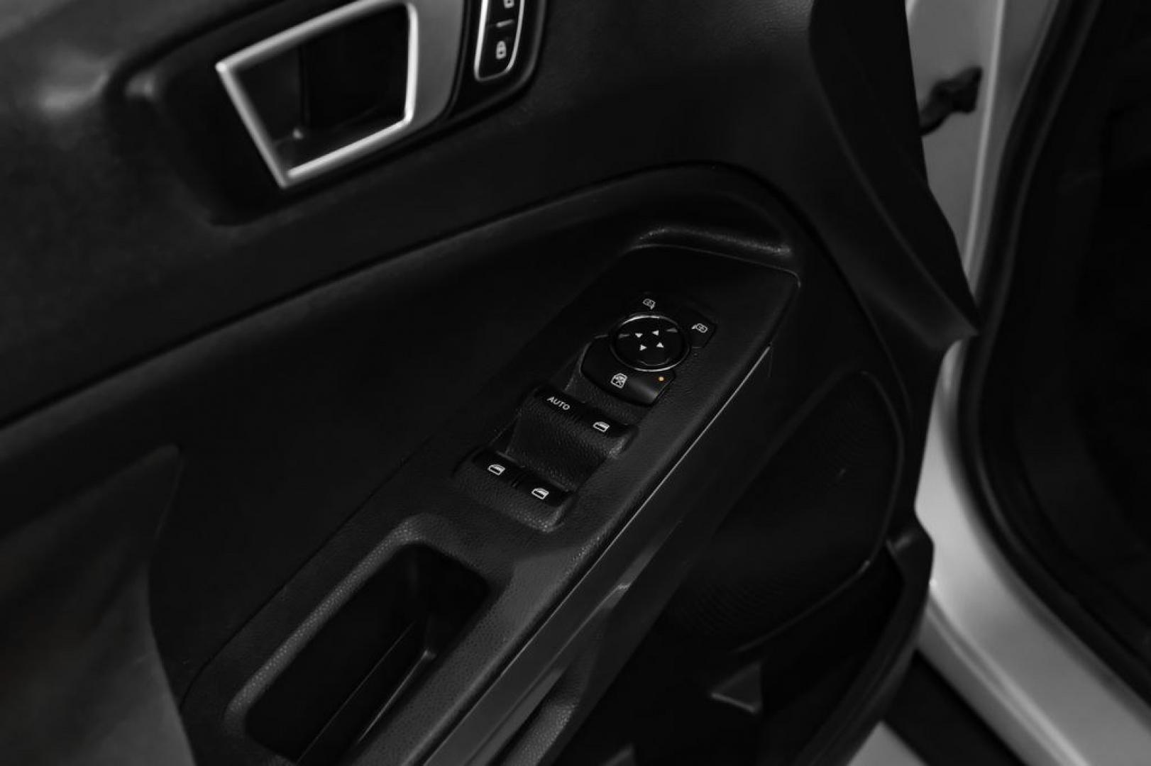 2018 Silver Metallic /Black Ford EcoSport SE (MAJ3P1TE9JC) with an EcoBoost 1.0L I3 GTDi DOHC Turbocharged VCT engine, Automatic transmission, located at 15300 Midway Rd., Addison, TX, 75001, (972) 702-0011, 32.958321, -96.838074- Photo#43