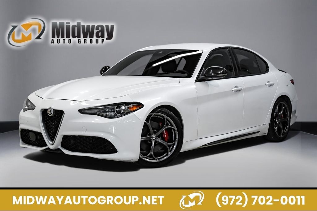 photo of 2019 Alfa Romeo Giulia Ti Sport Carbon