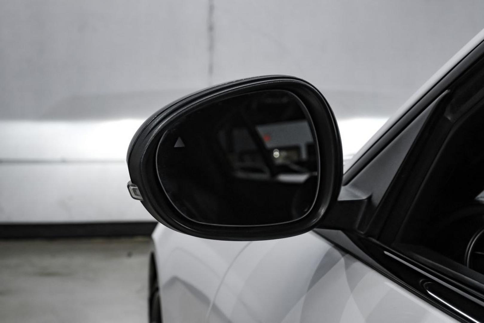 2019 White /Black Alfa Romeo Giulia Ti Sport Carbon (ZARFAMBN9K7) with an I4 engine, Automatic transmission, located at 15300 Midway Rd., Addison, TX, 75001, (972) 702-0011, 32.958321, -96.838074 - Photo#39