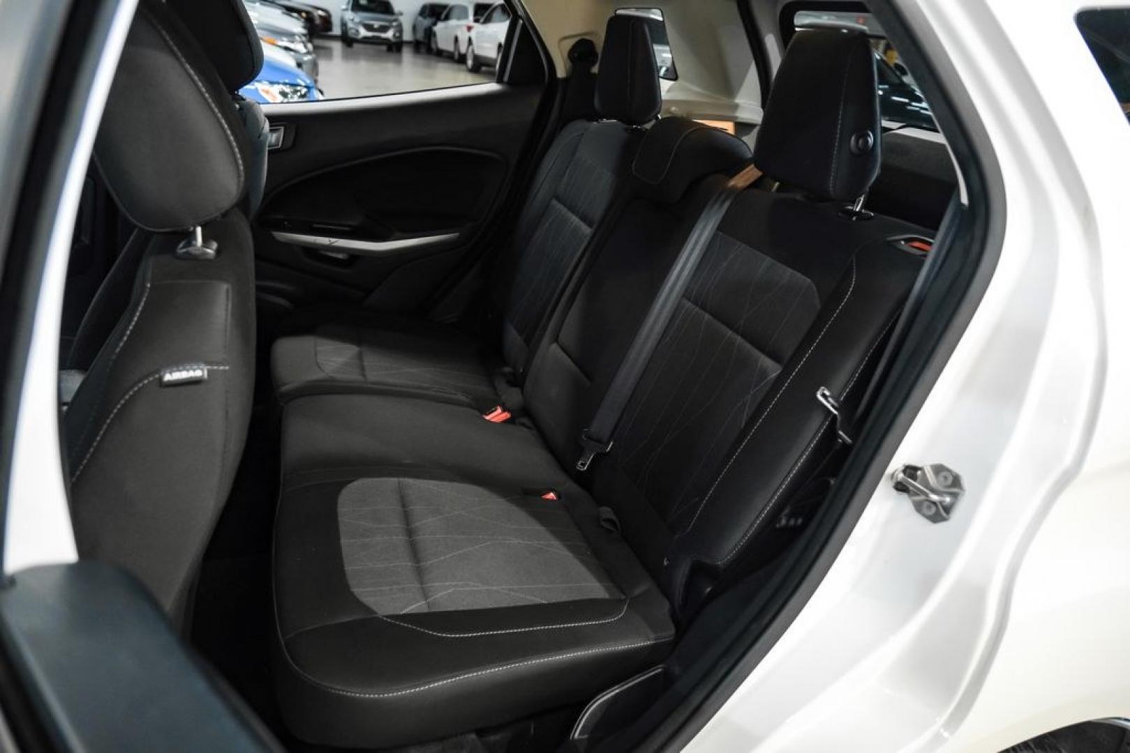 2020 White Platinum Clearcoat Metallic /Black Ford EcoSport SE (MAJ6S3GL3LC) with an 2.0L I4 Ti-VCT GDI engine, Automatic transmission, located at 15300 Midway Rd., Addison, TX, 75001, (972) 702-0011, 32.958321, -96.838074 - Photo#39