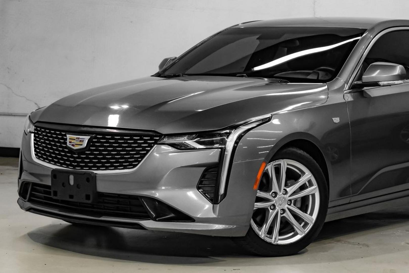 2020 Steel Metallic /Jet Black With Jet Black Accents Cadillac CT4 Luxury (1G6DA5RK5L0) with an 2.0L Turbocharged engine, Automatic transmission, located at 15300 Midway Rd., Addison, TX, 75001, (972) 702-0011, 32.958321, -96.838074 - Photo#4