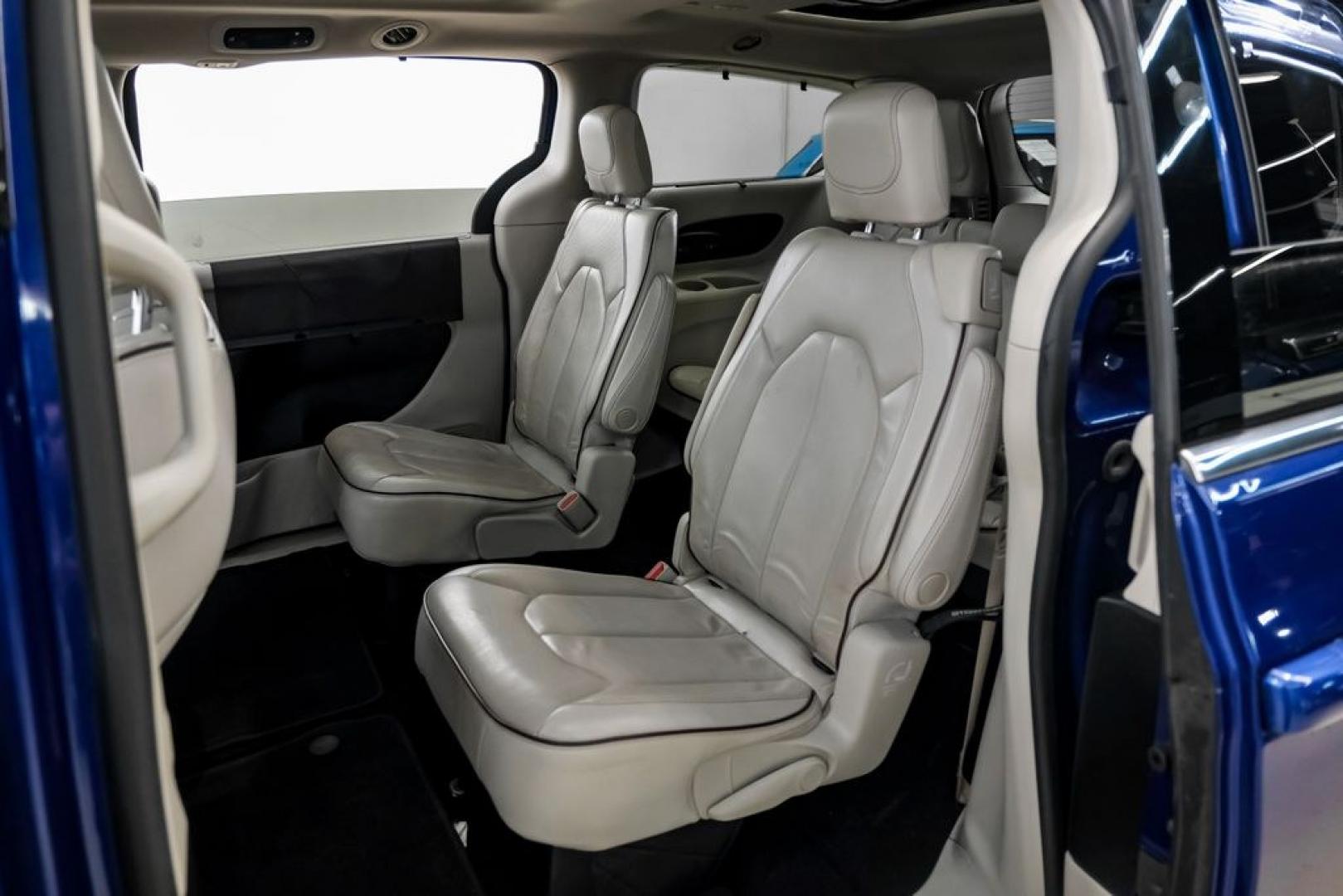 2020 Ocean Blue Metallic /Black Chrysler Pacifica Limited (2C4RC1GG0LR) with an 3.6L V6 24V VVT engine, Automatic transmission, located at 15300 Midway Rd., Addison, TX, 75001, (972) 702-0011, 32.958321, -96.838074 - Photo#36