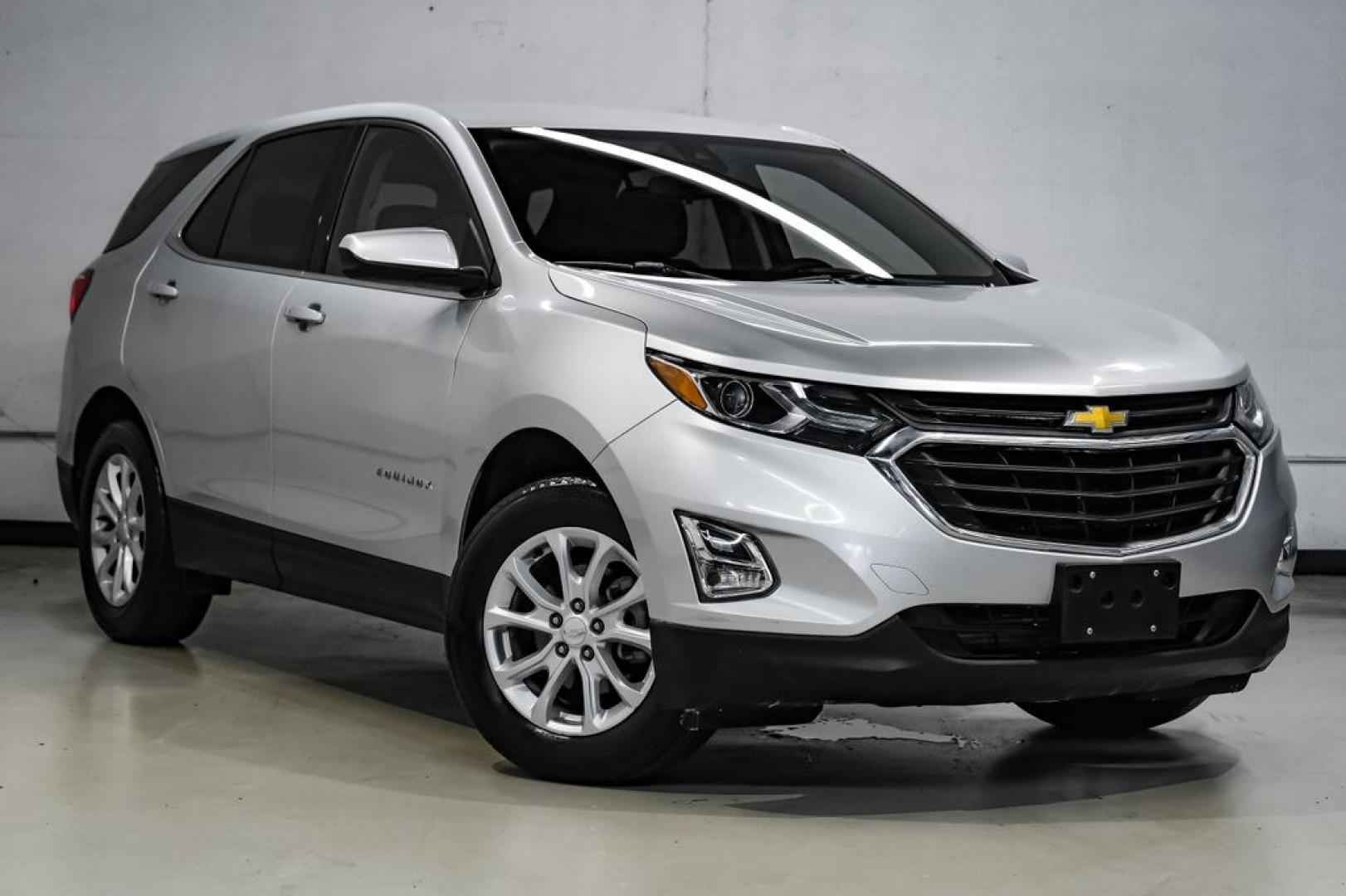 2020 Silver Ice Metallic /Jet Black Chevrolet Equinox LT (3GNAXTEV6LS) with an 1.5L DOHC engine, Automatic transmission, located at 15300 Midway Rd., Addison, TX, 75001, (972) 702-0011, 32.958321, -96.838074 - Photo#7