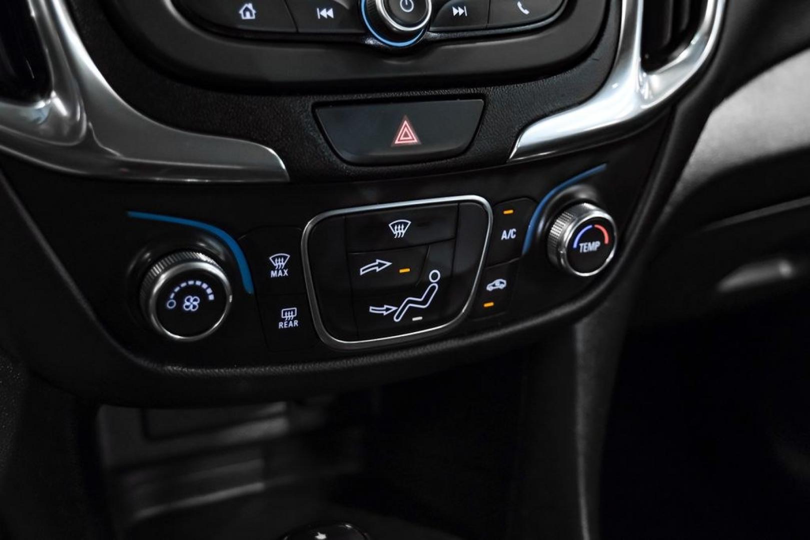 2020 Silver Ice Metallic /Jet Black Chevrolet Equinox LT (3GNAXTEV6LS) with an 1.5L DOHC engine, Automatic transmission, located at 15300 Midway Rd., Addison, TX, 75001, (972) 702-0011, 32.958321, -96.838074 - Photo#28