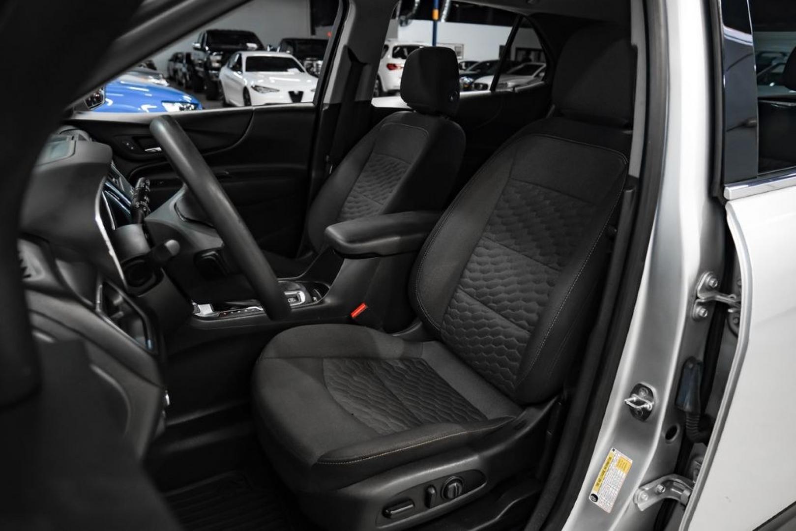 2020 Silver Ice Metallic /Jet Black Chevrolet Equinox LT (3GNAXTEV6LS) with an 1.5L DOHC engine, Automatic transmission, located at 15300 Midway Rd., Addison, TX, 75001, (972) 702-0011, 32.958321, -96.838074 - Photo#33