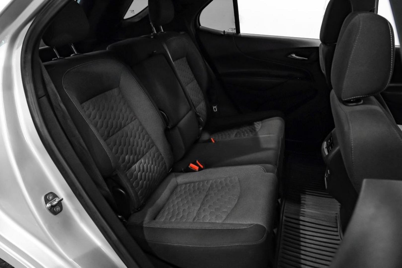 2020 Silver Ice Metallic /Jet Black Chevrolet Equinox LT (3GNAXTEV6LS) with an 1.5L DOHC engine, Automatic transmission, located at 15300 Midway Rd., Addison, TX, 75001, (972) 702-0011, 32.958321, -96.838074 - Photo#36
