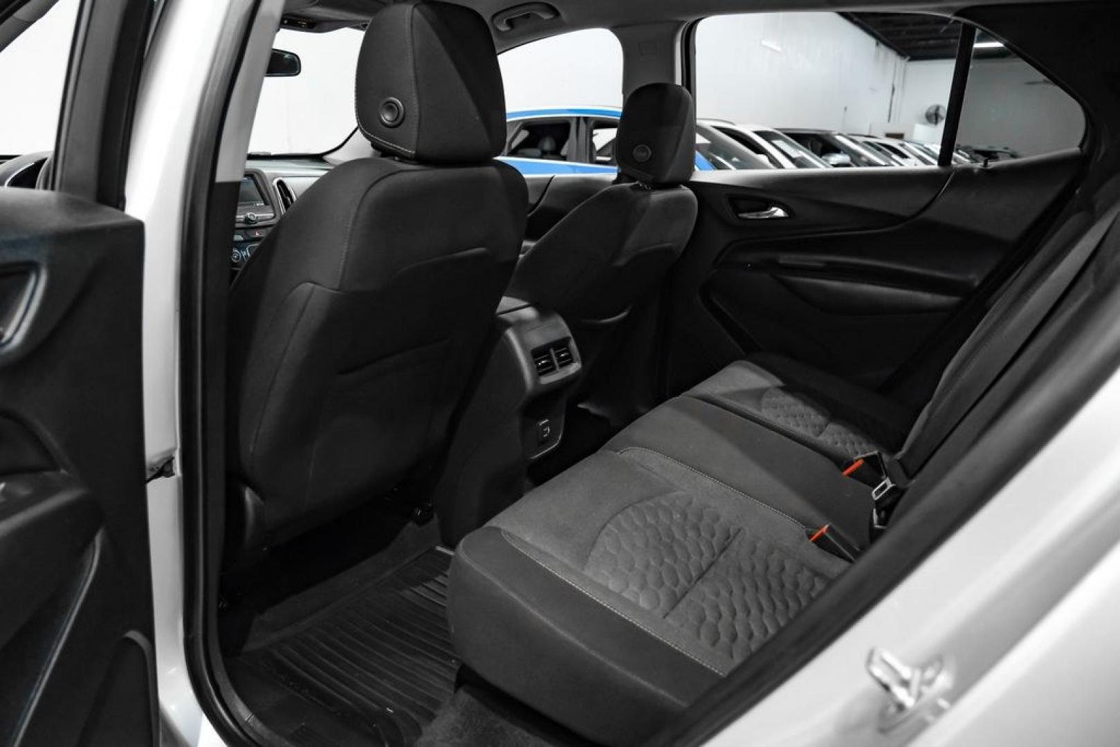 2020 Silver Ice Metallic /Jet Black Chevrolet Equinox LT (3GNAXTEV6LS) with an 1.5L DOHC engine, Automatic transmission, located at 15300 Midway Rd., Addison, TX, 75001, (972) 702-0011, 32.958321, -96.838074 - Photo#39