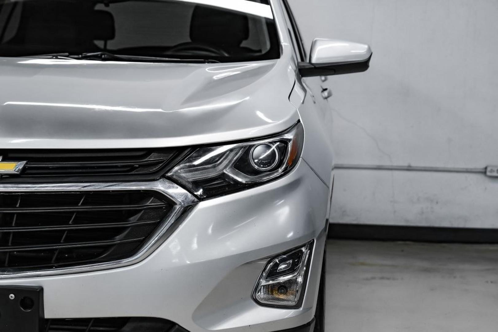 2020 Silver Ice Metallic /Jet Black Chevrolet Equinox LT (3GNAXTEV6LS) with an 1.5L DOHC engine, Automatic transmission, located at 15300 Midway Rd., Addison, TX, 75001, (972) 702-0011, 32.958321, -96.838074 - Photo#48