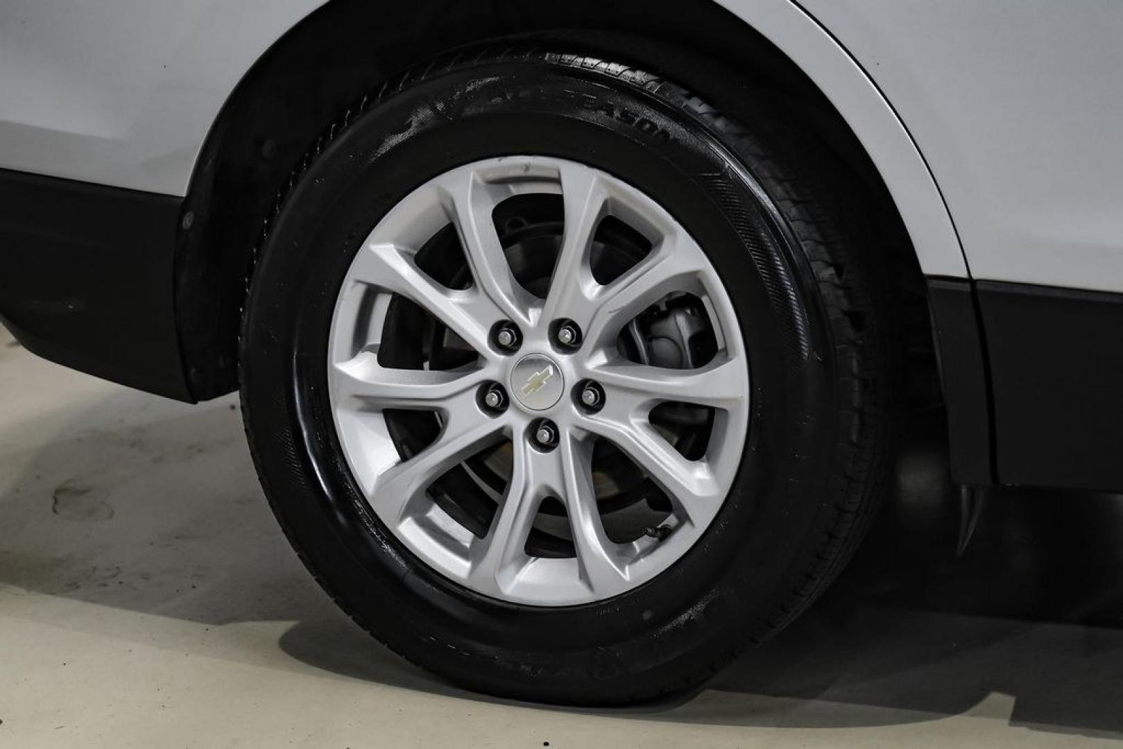 2020 Silver Ice Metallic /Jet Black Chevrolet Equinox LT (3GNAXTEV6LS) with an 1.5L DOHC engine, Automatic transmission, located at 15300 Midway Rd., Addison, TX, 75001, (972) 702-0011, 32.958321, -96.838074 - Photo#56