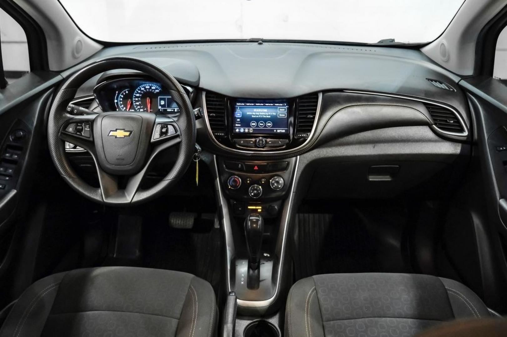 2021 Shadow Gray Metallic /Jet Black Chevrolet Trax LS (KL7CJKSB0MB) with an ECOTEC Turbo 1.4L VVT DOHC 4-Cyl engine, Automatic transmission, located at 15300 Midway Rd., Addison, TX, 75001, (972) 702-0011, 32.958321, -96.838074 - Photo#19