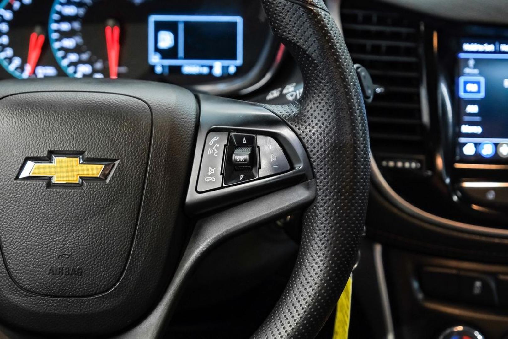 2021 Shadow Gray Metallic /Jet Black Chevrolet Trax LS (KL7CJKSB0MB) with an ECOTEC Turbo 1.4L VVT DOHC 4-Cyl engine, Automatic transmission, located at 15300 Midway Rd., Addison, TX, 75001, (972) 702-0011, 32.958321, -96.838074 - Photo#21