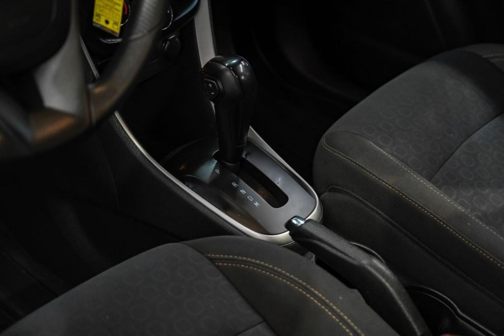 2021 Shadow Gray Metallic /Jet Black Chevrolet Trax LS (KL7CJKSB0MB) with an ECOTEC Turbo 1.4L VVT DOHC 4-Cyl engine, Automatic transmission, located at 15300 Midway Rd., Addison, TX, 75001, (972) 702-0011, 32.958321, -96.838074 - Photo#26