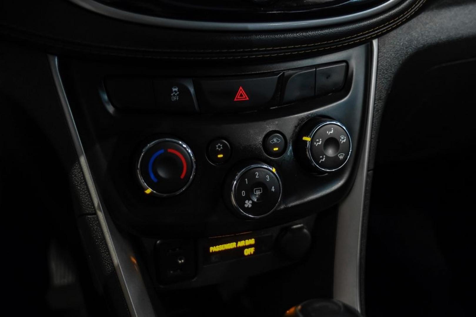 2021 Shadow Gray Metallic /Jet Black Chevrolet Trax LS (KL7CJKSB0MB) with an ECOTEC Turbo 1.4L VVT DOHC 4-Cyl engine, Automatic transmission, located at 15300 Midway Rd., Addison, TX, 75001, (972) 702-0011, 32.958321, -96.838074 - Photo#27