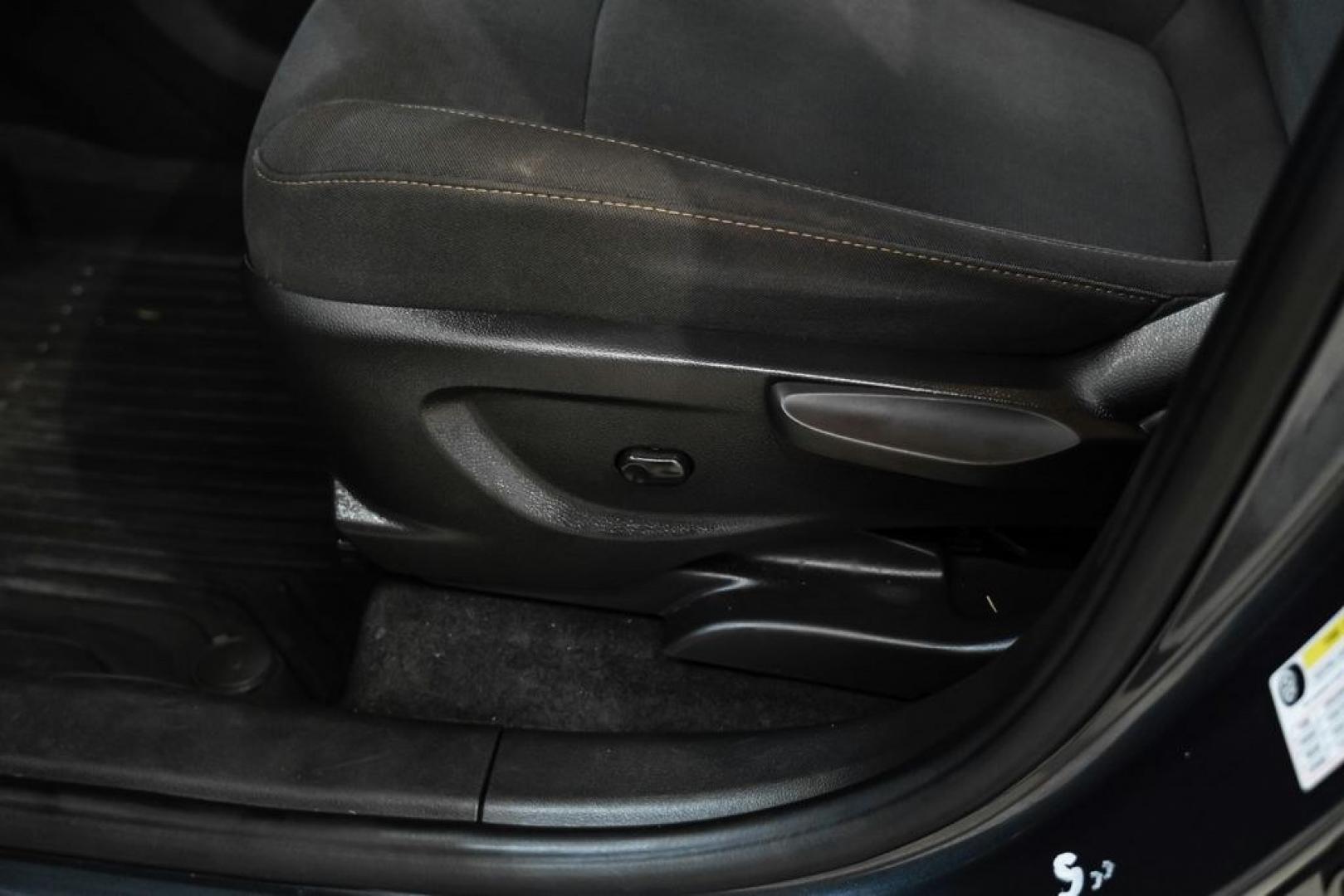 2021 Shadow Gray Metallic /Jet Black Chevrolet Trax LS (KL7CJKSB0MB) with an ECOTEC Turbo 1.4L VVT DOHC 4-Cyl engine, Automatic transmission, located at 15300 Midway Rd., Addison, TX, 75001, (972) 702-0011, 32.958321, -96.838074 - Photo#32