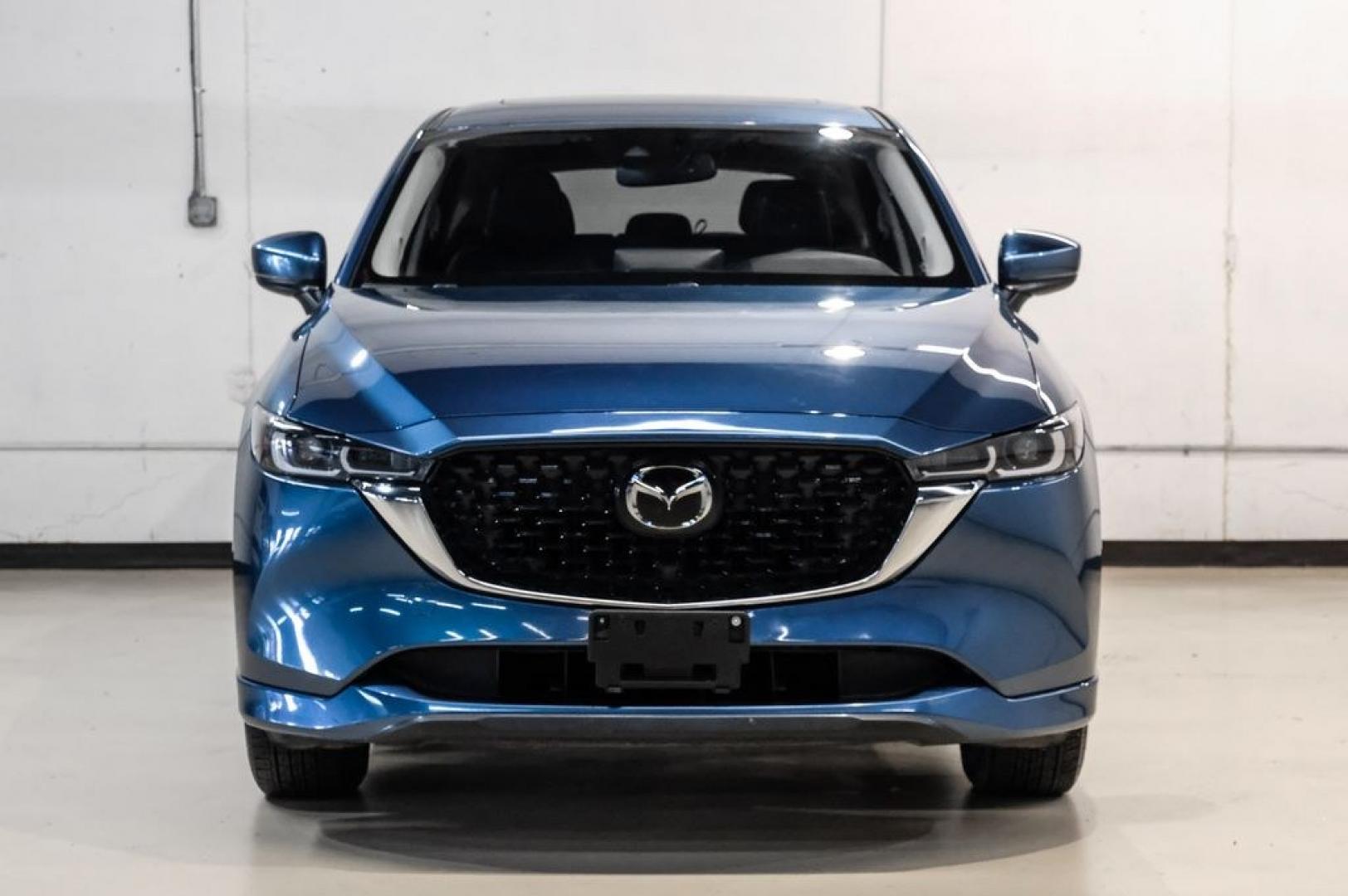 2024 Eternal Blue /Black Mazda CX-5 2.5 S Preferred Package (JM3KFBCL6R0) with an SKYACTIV-G 2.5L 4-Cylinder DOHC 16V engine, Automatic transmission, located at 15300 Midway Rd., Addison, TX, 75001, (972) 702-0011, 32.958321, -96.838074 - Photo#5