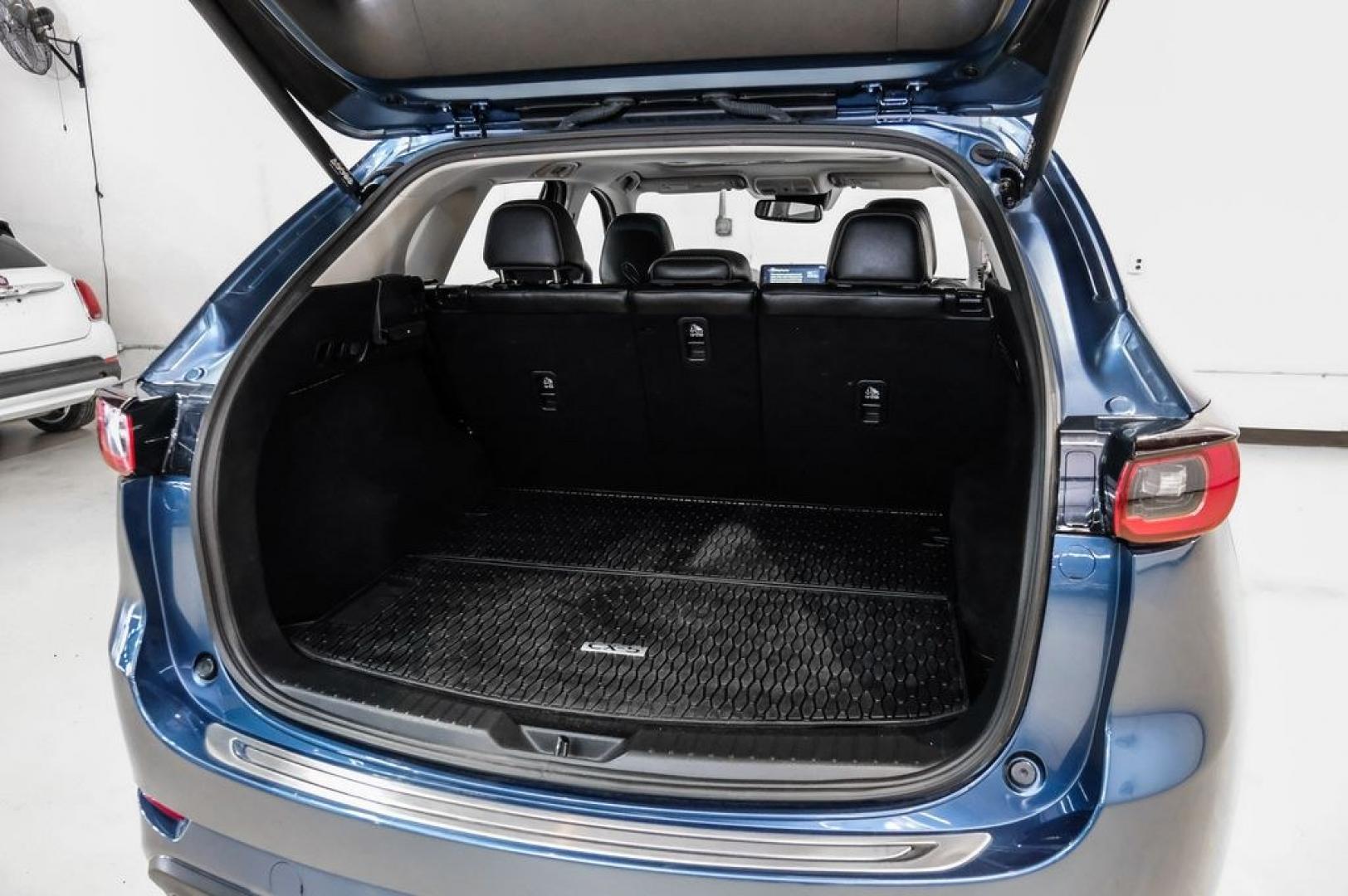 2024 Eternal Blue /Black Mazda CX-5 2.5 S Preferred Package (JM3KFBCL6R0) with an SKYACTIV-G 2.5L 4-Cylinder DOHC 16V engine, Automatic transmission, located at 15300 Midway Rd., Addison, TX, 75001, (972) 702-0011, 32.958321, -96.838074 - Photo#64