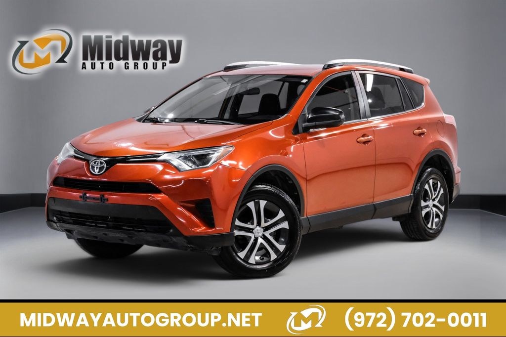 photo of 2016 Toyota RAV4 LE