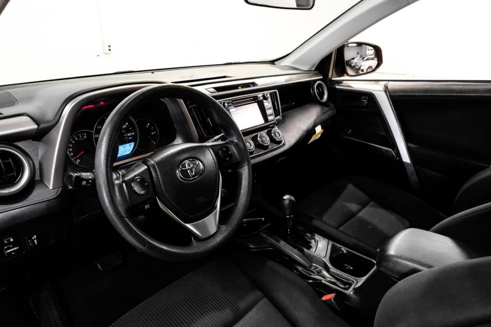 2016 Hot Lava /Black Toyota RAV4 LE (JTMZFREV3GJ) with an 2.5L 4-Cylinder DOHC Dual VVT-i engine, Automatic transmission, located at 15300 Midway Rd., Addison, TX, 75001, (972) 702-0011, 32.958321, -96.838074 - Photo#2