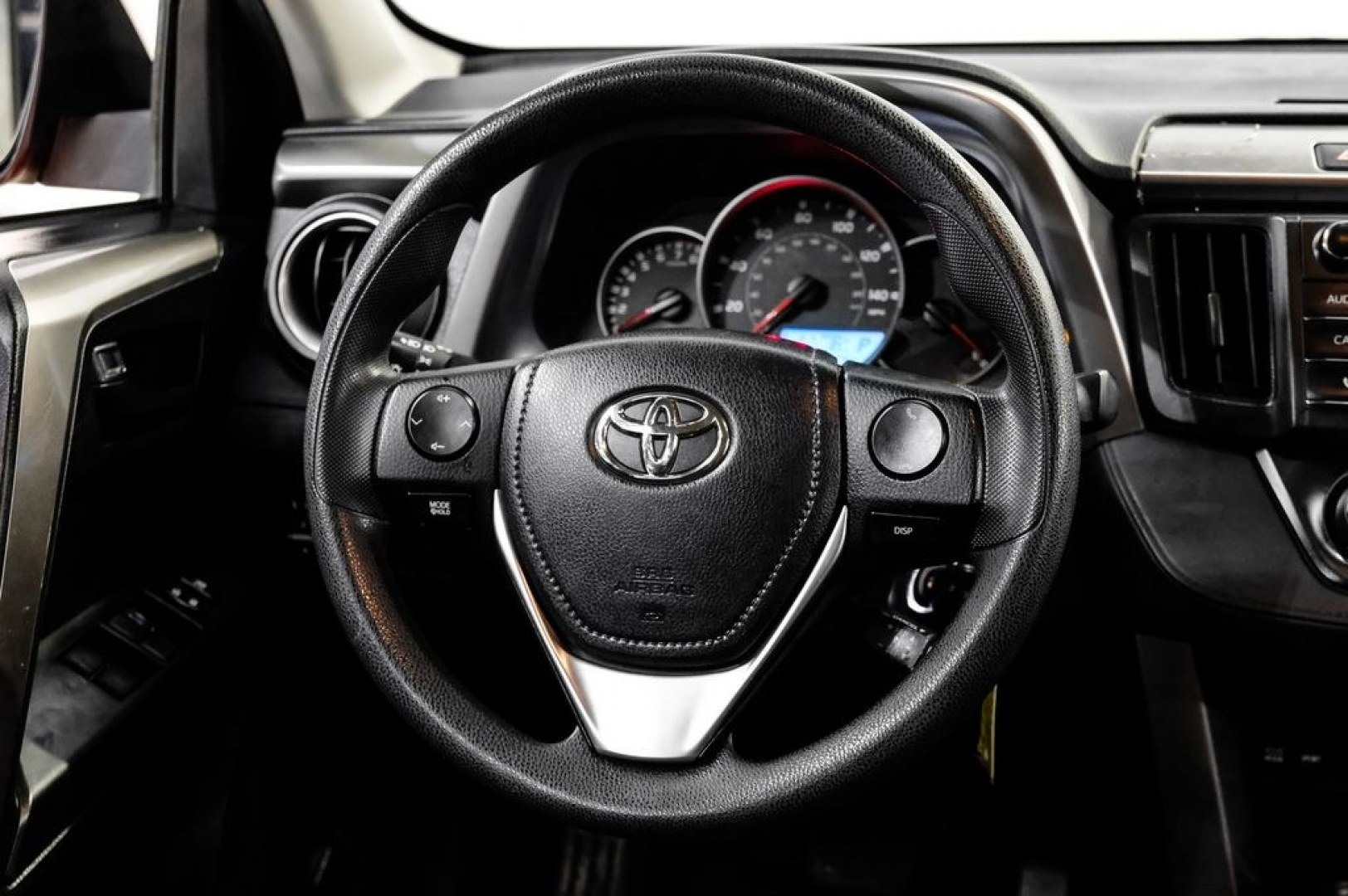 2016 Hot Lava /Black Toyota RAV4 LE (JTMZFREV3GJ) with an 2.5L 4-Cylinder DOHC Dual VVT-i engine, Automatic transmission, located at 15300 Midway Rd., Addison, TX, 75001, (972) 702-0011, 32.958321, -96.838074 - Photo#19