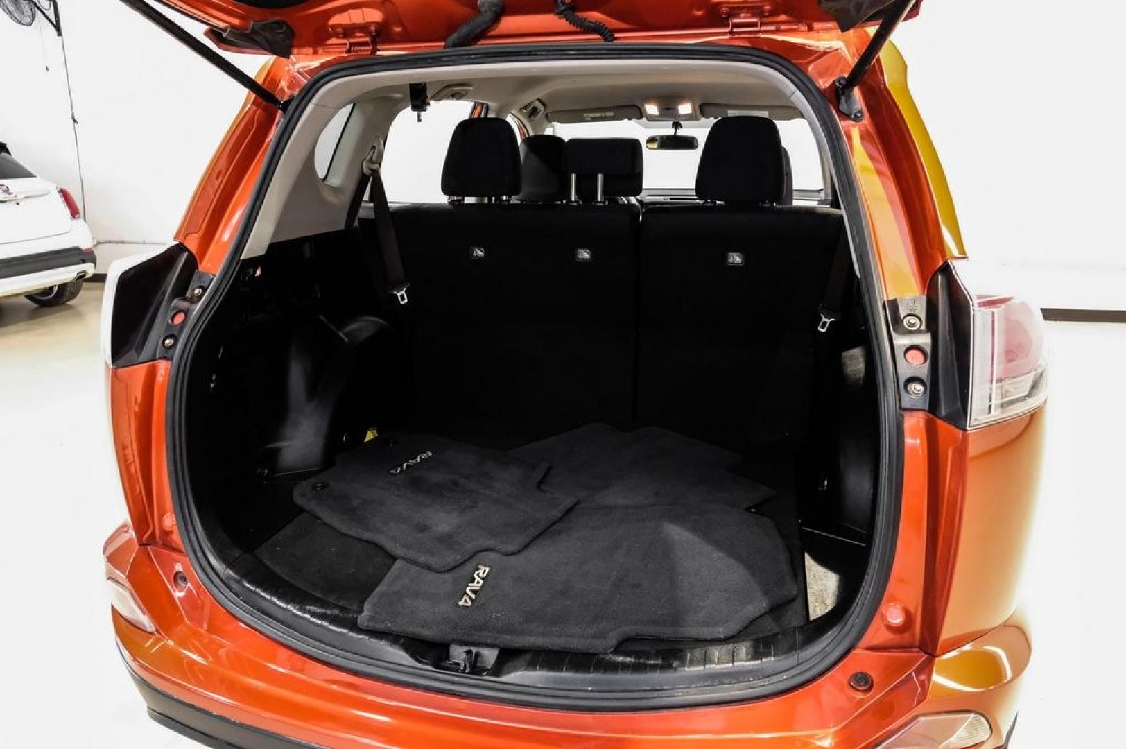 2016 Hot Lava /Black Toyota RAV4 LE (JTMZFREV3GJ) with an 2.5L 4-Cylinder DOHC Dual VVT-i engine, Automatic transmission, located at 15300 Midway Rd., Addison, TX, 75001, (972) 702-0011, 32.958321, -96.838074 - Photo#55