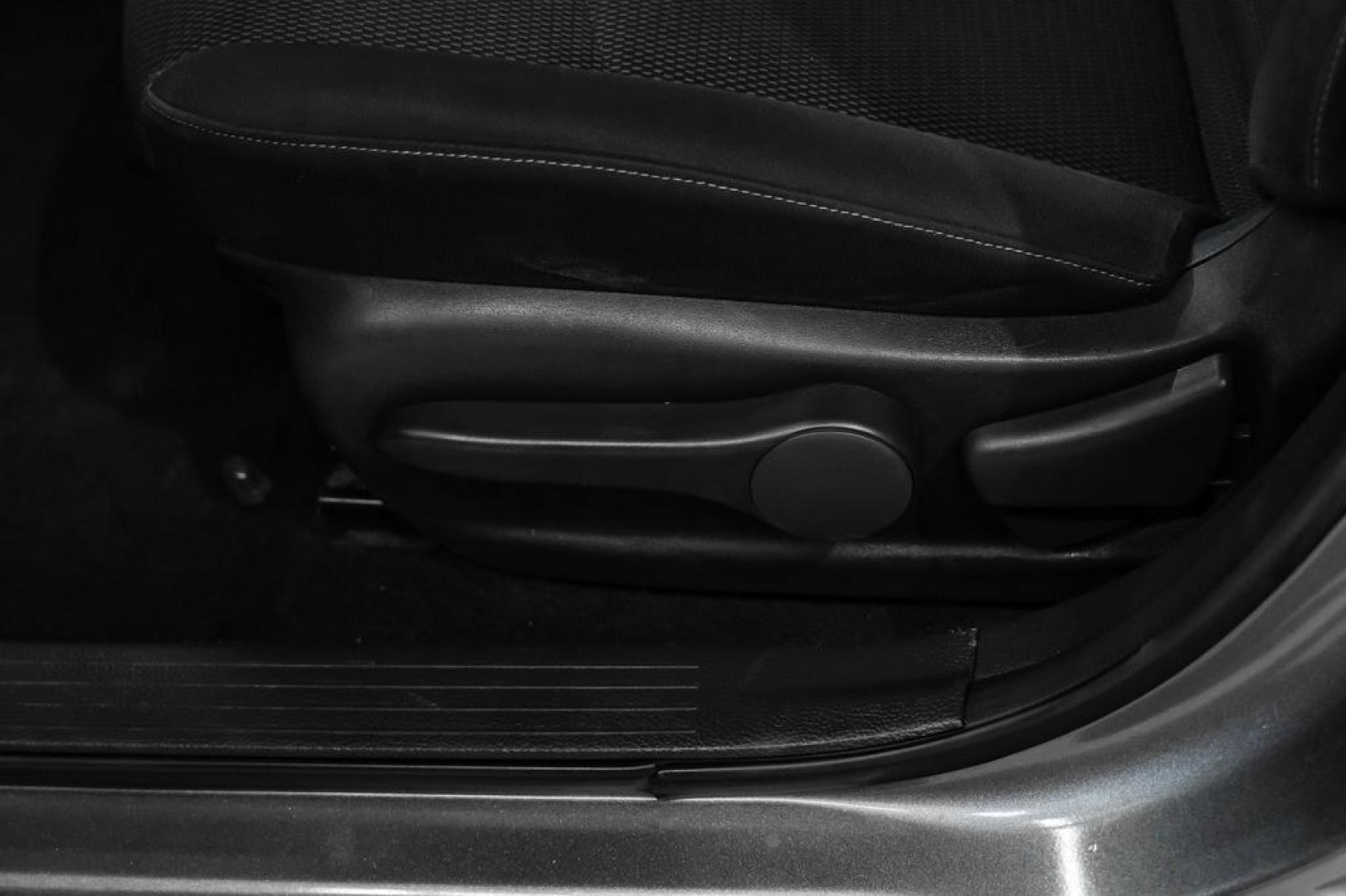 2019 Gun Metallic /Charcoal Nissan Sentra S (3N1AB7AP4KY) with an 1.8L 4-Cylinder DOHC 16V engine, CVT transmission, located at 15300 Midway Rd., Addison, TX, 75001, (972) 702-0011, 32.958321, -96.838074- Photo#29