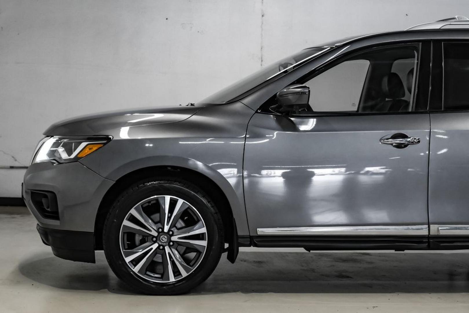 2020 Gun Metallic /Charcoal Nissan Pathfinder Platinum (5N1DR2DN6LC) with an V6 engine, CVT transmission, located at 15300 Midway Rd., Addison, TX, 75001, (972) 702-0011, 32.958321, -96.838074- Photo#15
