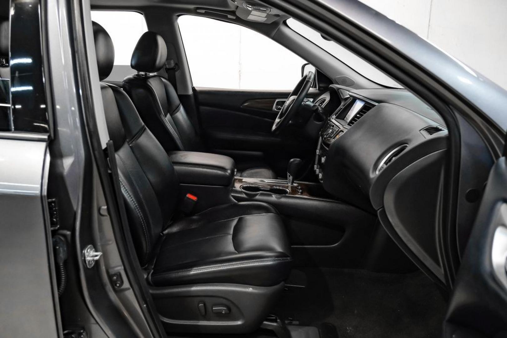2020 Gun Metallic /Charcoal Nissan Pathfinder Platinum (5N1DR2DN6LC) with an V6 engine, CVT transmission, located at 15300 Midway Rd., Addison, TX, 75001, (972) 702-0011, 32.958321, -96.838074- Photo#35