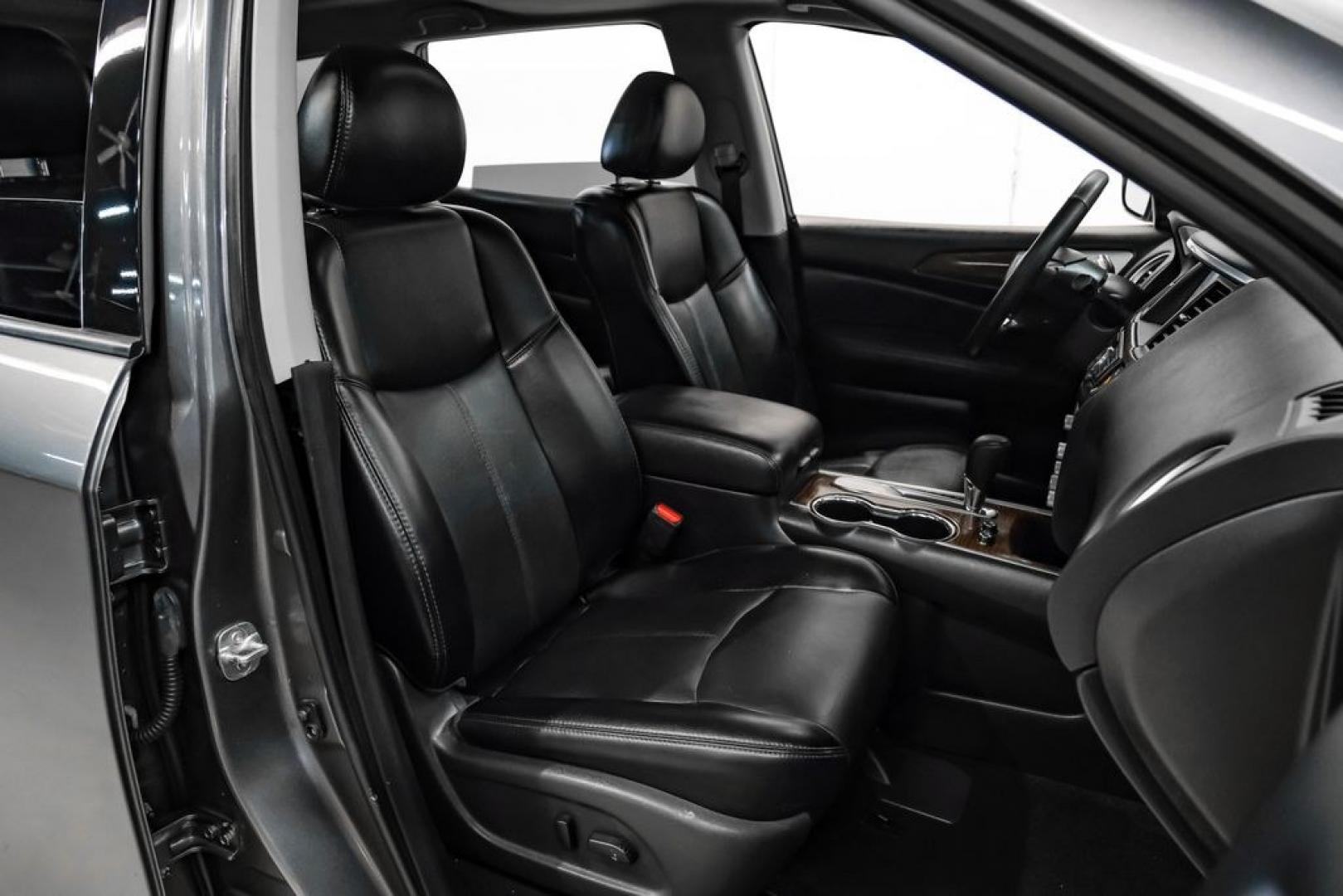 2020 Gun Metallic /Charcoal Nissan Pathfinder Platinum (5N1DR2DN6LC) with an V6 engine, CVT transmission, located at 15300 Midway Rd., Addison, TX, 75001, (972) 702-0011, 32.958321, -96.838074- Photo#36
