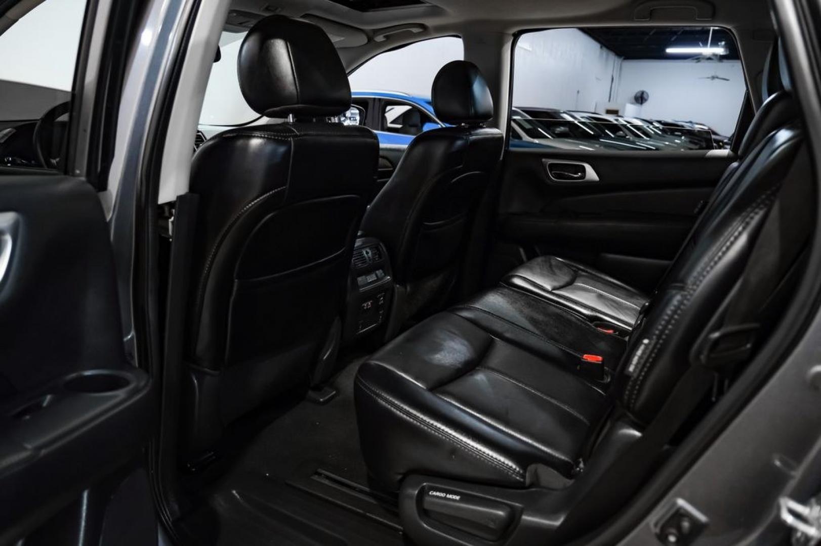 2020 Gun Metallic /Charcoal Nissan Pathfinder Platinum (5N1DR2DN6LC) with an V6 engine, CVT transmission, located at 15300 Midway Rd., Addison, TX, 75001, (972) 702-0011, 32.958321, -96.838074- Photo#40