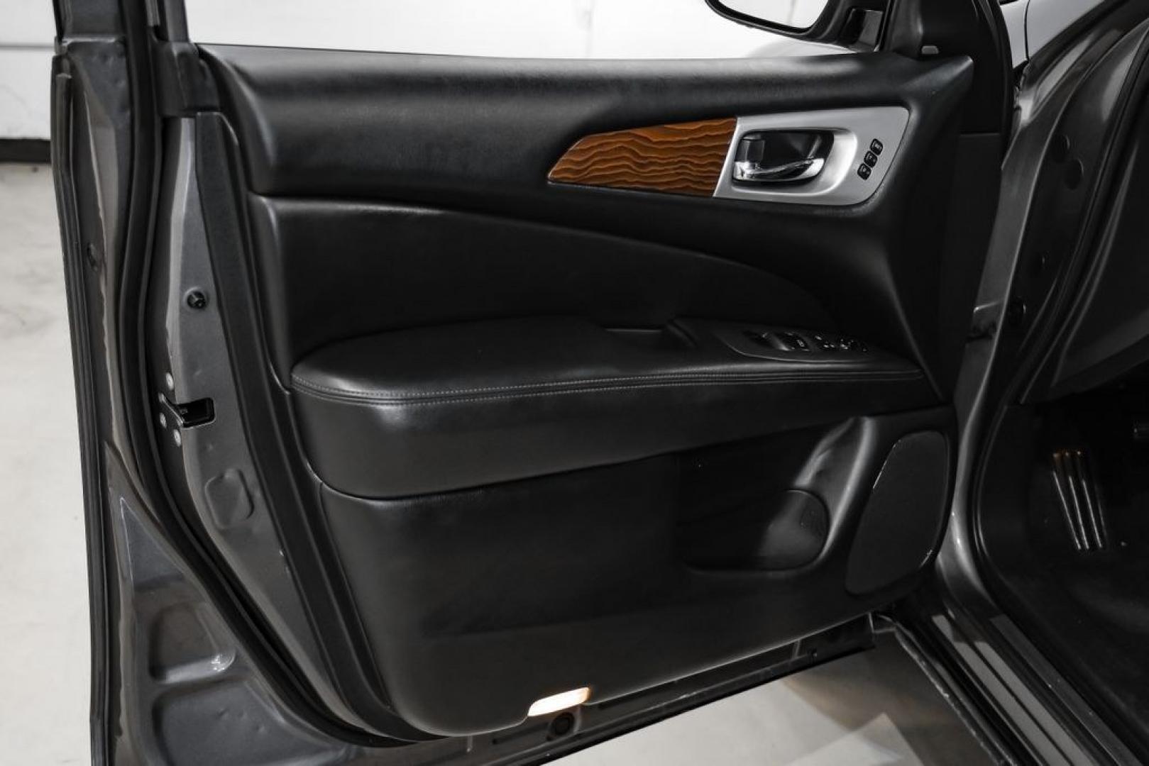 2020 Gun Metallic /Charcoal Nissan Pathfinder Platinum (5N1DR2DN6LC) with an V6 engine, CVT transmission, located at 15300 Midway Rd., Addison, TX, 75001, (972) 702-0011, 32.958321, -96.838074- Photo#46