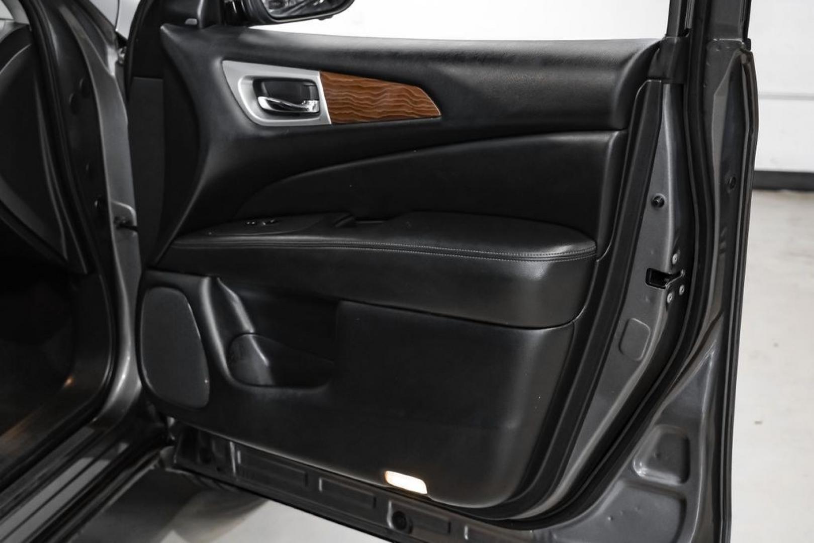 2020 Gun Metallic /Charcoal Nissan Pathfinder Platinum (5N1DR2DN6LC) with an V6 engine, CVT transmission, located at 15300 Midway Rd., Addison, TX, 75001, (972) 702-0011, 32.958321, -96.838074- Photo#48