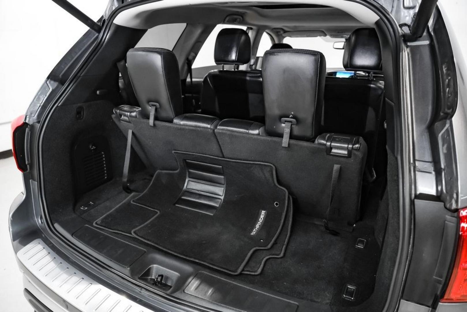 2020 Gun Metallic /Charcoal Nissan Pathfinder Platinum (5N1DR2DN6LC) with an V6 engine, CVT transmission, located at 15300 Midway Rd., Addison, TX, 75001, (972) 702-0011, 32.958321, -96.838074- Photo#58