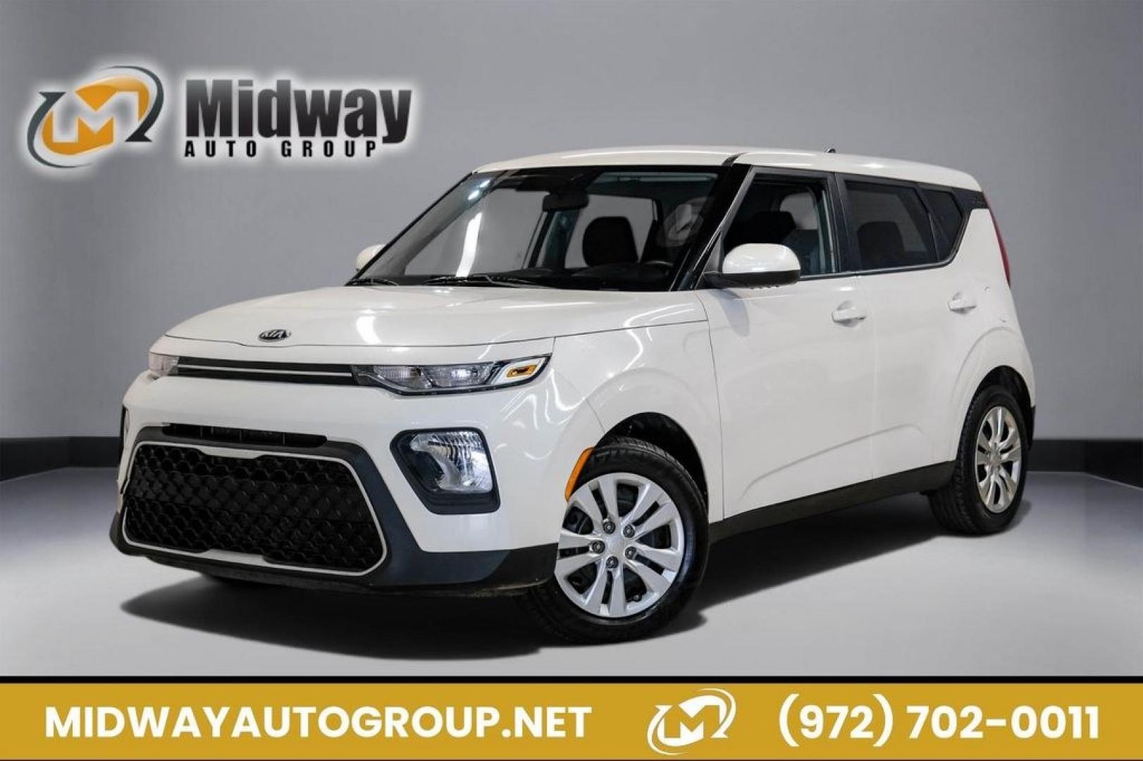 2020 Snow White Pearl /Black Kia Soul LX (KNDJ23AUXL7) with an 2.0L I4 MPI DOHC 16V LEV3-SULEV30 147hp engine, CVT transmission, located at 15300 Midway Rd., Addison, TX, 75001, (972) 702-0011, 32.958321, -96.838074- Photo#0