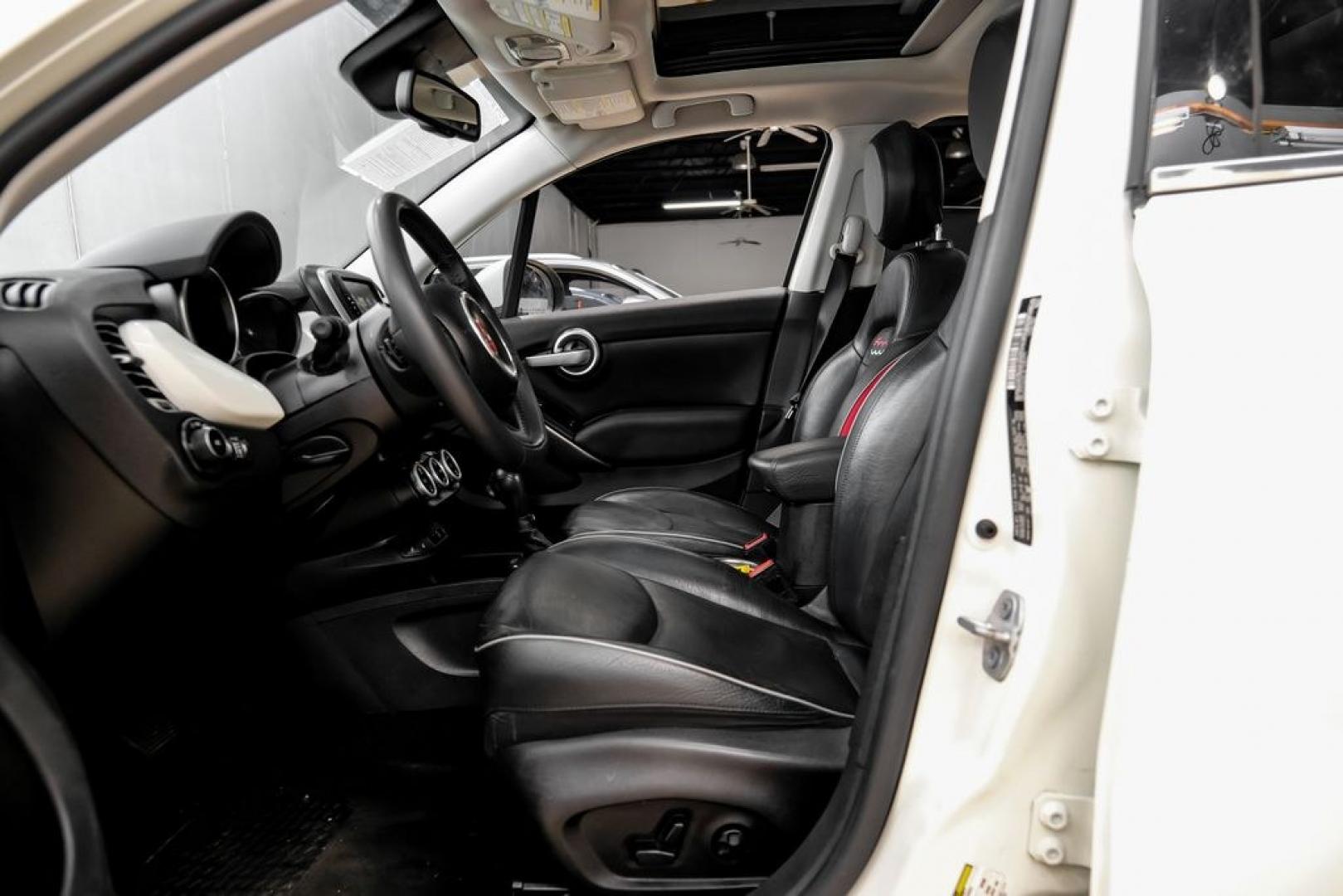 2016 White Clearcoat /Black Fiat 500X Lounge (ZFBCFXDT9GP) with an 2.4L I4 MultiAir engine, Automatic transmission, located at 15300 Midway Rd., Addison, TX, 75001, (972) 702-0011, 32.958321, -96.838074- Photo#3