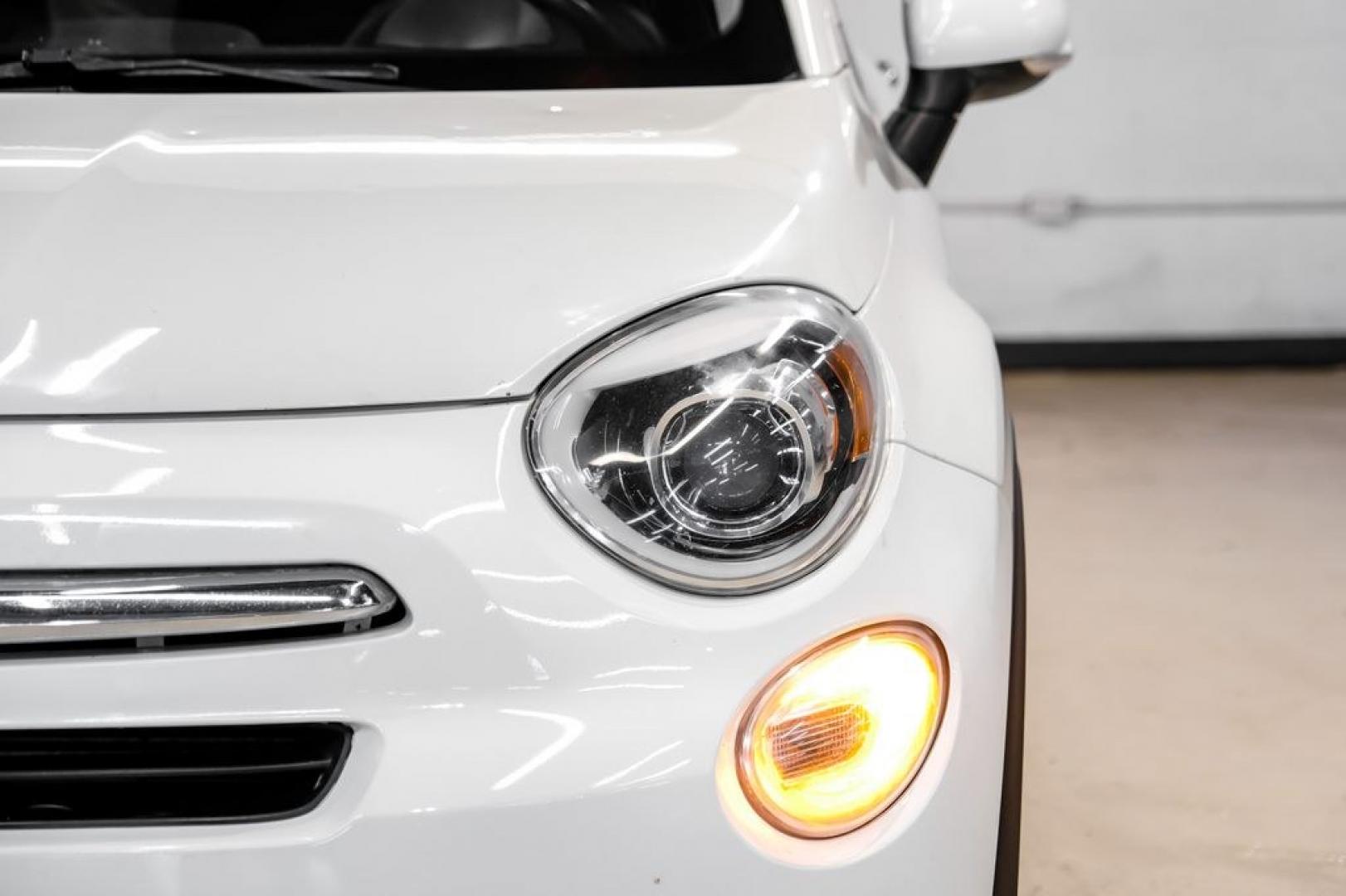 2016 White Clearcoat /Black Fiat 500X Lounge (ZFBCFXDT9GP) with an 2.4L I4 MultiAir engine, Automatic transmission, located at 15300 Midway Rd., Addison, TX, 75001, (972) 702-0011, 32.958321, -96.838074- Photo#52