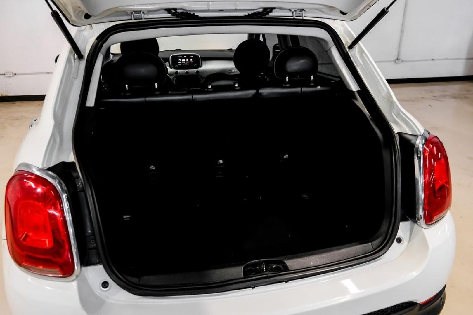 2016 White Clearcoat /Black Fiat 500X Lounge (ZFBCFXDT9GP) with an 2.4L I4 MultiAir engine, Automatic transmission, located at 15300 Midway Rd., Addison, TX, 75001, (972) 702-0011, 32.958321, -96.838074- Photo#60