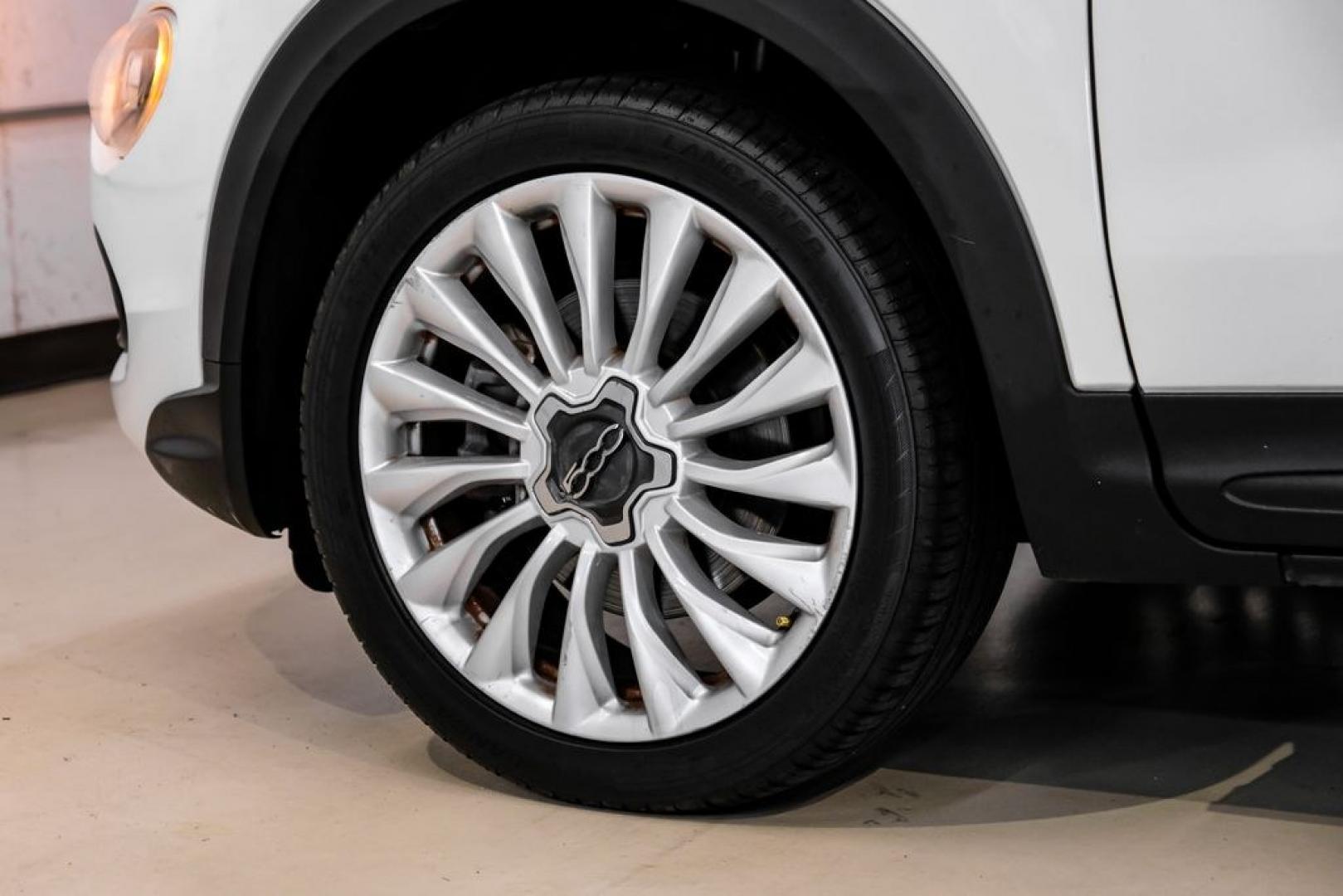 2016 White Clearcoat /Black Fiat 500X Lounge (ZFBCFXDT9GP) with an 2.4L I4 MultiAir engine, Automatic transmission, located at 15300 Midway Rd., Addison, TX, 75001, (972) 702-0011, 32.958321, -96.838074- Photo#63