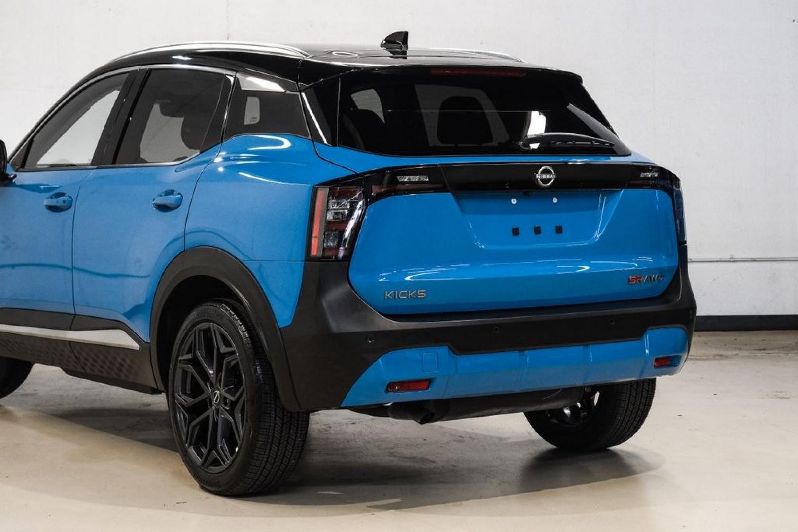 2026 Blue Metallic /Sport Nissan Kicks SR (3N8AP6DD1TL) with an 2.0L DOHC engine, CVT transmission, located at 15300 Midway Rd., Addison, TX, 75001, (972) 702-0011, 32.958321, -96.838074- Photo#14