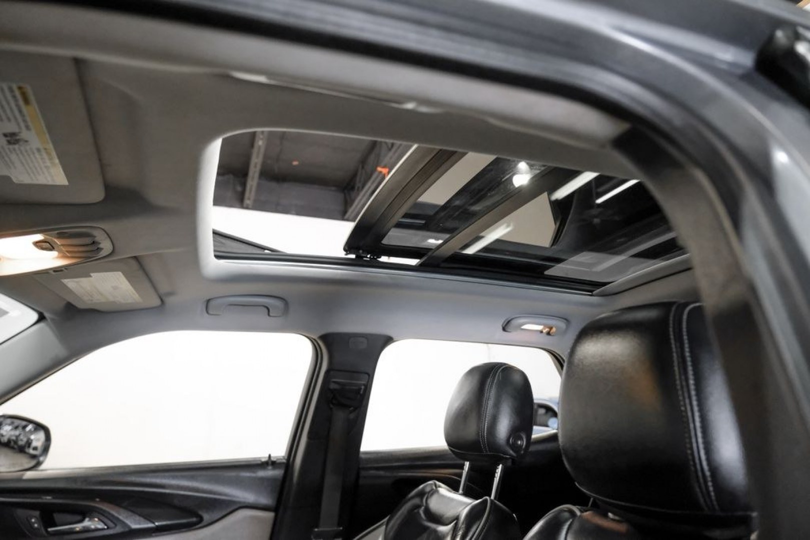 2021 Steel Metallic /Jet Black Chevrolet TrailBlazer LT (KL79MPSL1MB) with an 1.3L Ecotec Turbo DOHC SIDI w/VVT engine, CVT transmission, located at 15300 Midway Rd., Addison, TX, 75001, (972) 702-0011, 32.958321, -96.838074 - Photo#4
