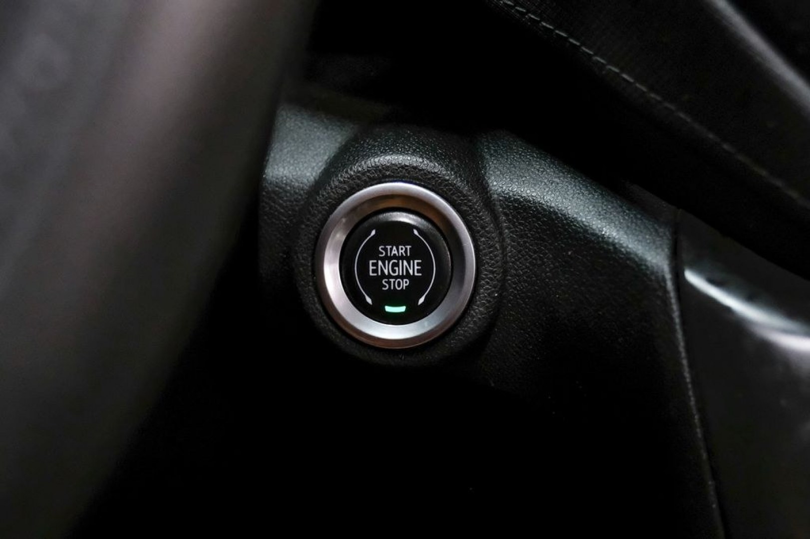 2021 Steel Metallic /Jet Black Chevrolet TrailBlazer LT (KL79MPSL1MB) with an 1.3L Ecotec Turbo DOHC SIDI w/VVT engine, CVT transmission, located at 15300 Midway Rd., Addison, TX, 75001, (972) 702-0011, 32.958321, -96.838074 - Photo#21