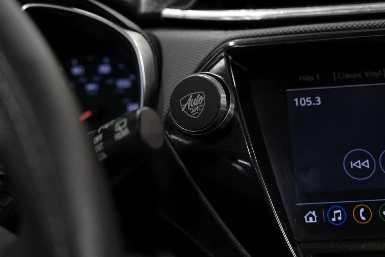 2021 Steel Metallic /Jet Black Chevrolet TrailBlazer LT (KL79MPSL1MB) with an 1.3L Ecotec Turbo DOHC SIDI w/VVT engine, CVT transmission, located at 15300 Midway Rd., Addison, TX, 75001, (972) 702-0011, 32.958321, -96.838074 - Photo#25