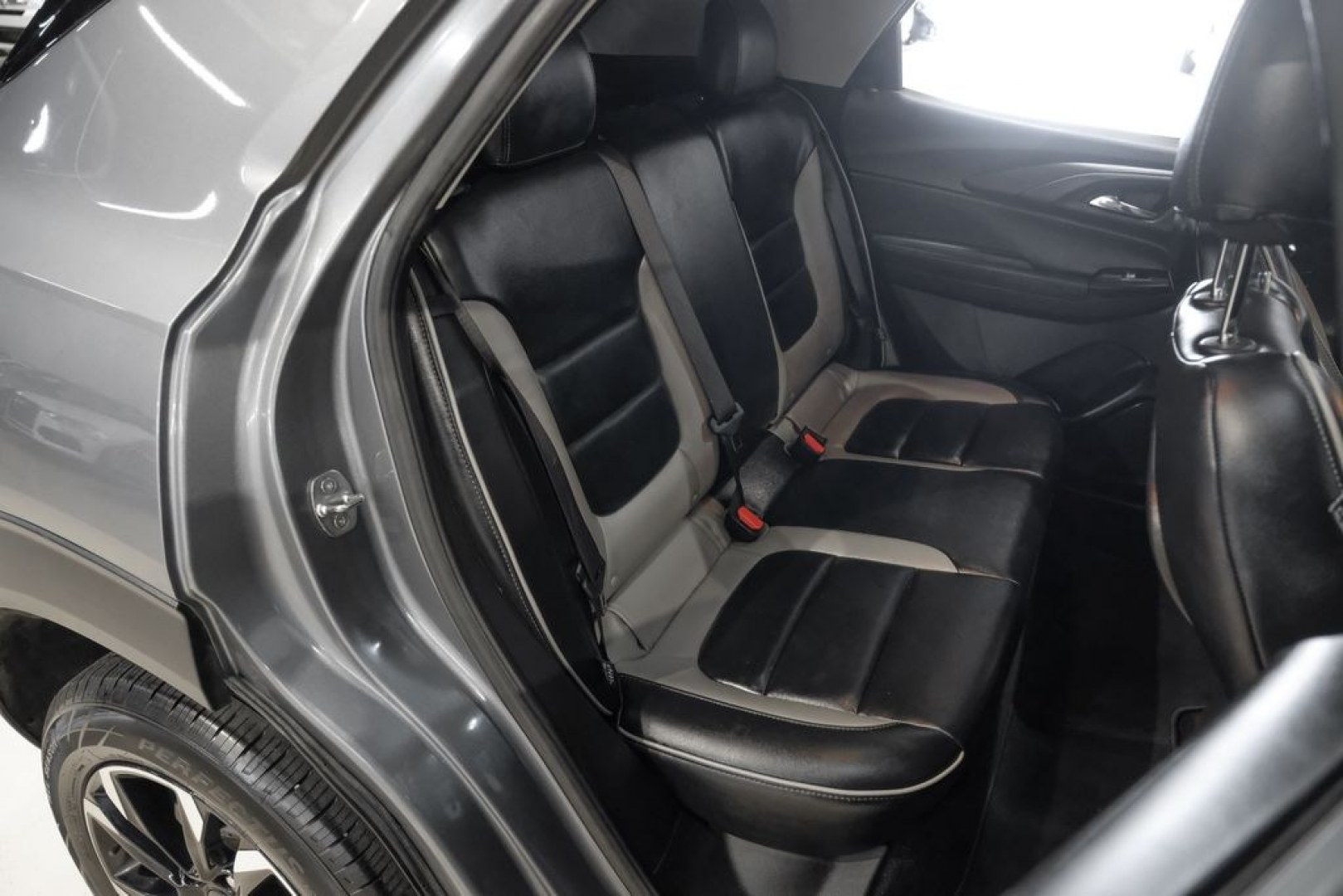 2021 Steel Metallic /Jet Black Chevrolet TrailBlazer LT (KL79MPSL1MB) with an 1.3L Ecotec Turbo DOHC SIDI w/VVT engine, CVT transmission, located at 15300 Midway Rd., Addison, TX, 75001, (972) 702-0011, 32.958321, -96.838074 - Photo#33