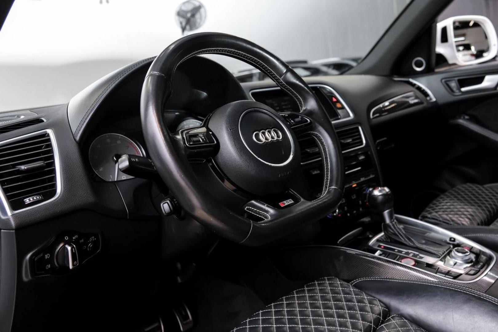 2016 Ibis White /black Audi SQ5 3.0T Premium Plus (WA1CCAFP8GA) with an 3.0L V6 Turbocharged DOHC 24V ULEV II 354hp engine, Automatic transmission, located at 15300 Midway Rd., Addison, TX, 75001, (972) 702-0011, 32.958321, -96.838074- Photo#2