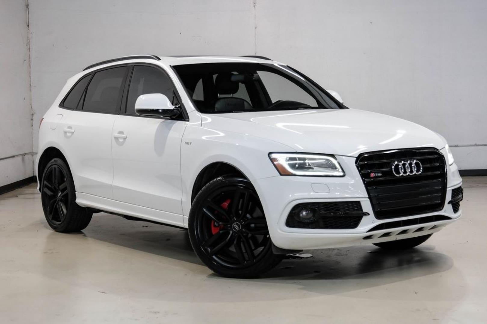 2016 Ibis White /black Audi SQ5 3.0T Premium Plus (WA1CCAFP8GA) with an 3.0L V6 Turbocharged DOHC 24V ULEV II 354hp engine, Automatic transmission, located at 15300 Midway Rd., Addison, TX, 75001, (972) 702-0011, 32.958321, -96.838074- Photo#6
