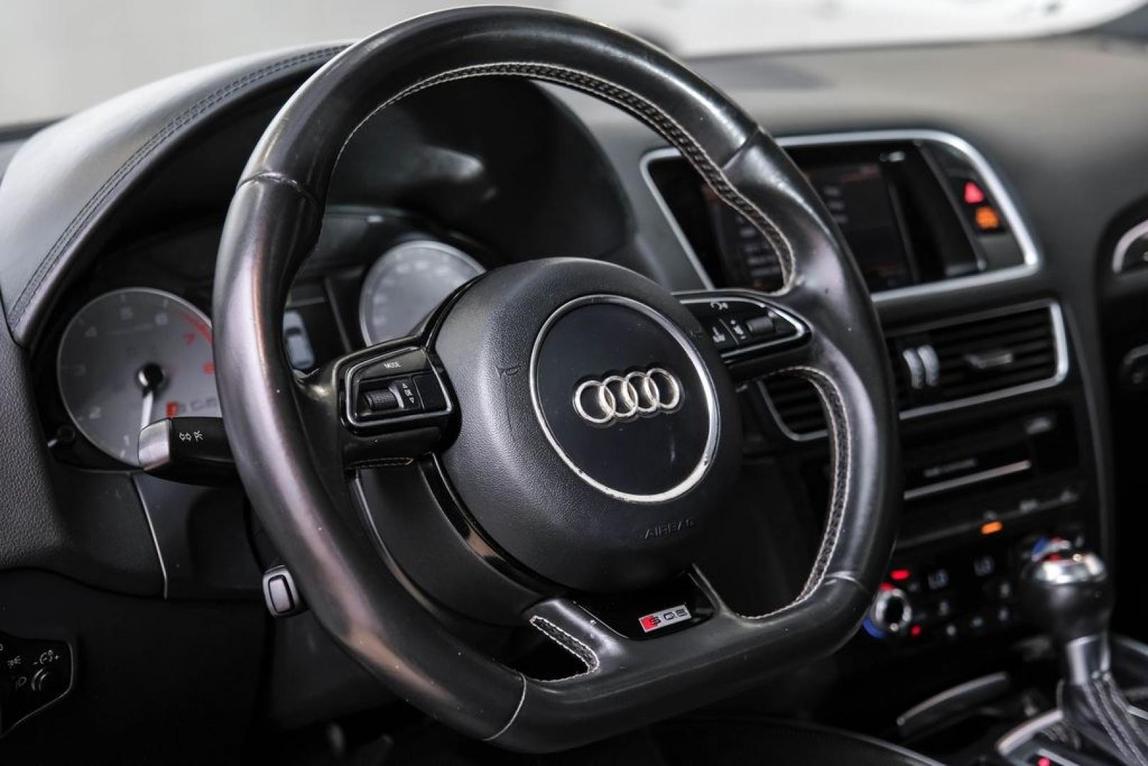 2016 Ibis White /black Audi SQ5 3.0T Premium Plus (WA1CCAFP8GA) with an 3.0L V6 Turbocharged DOHC 24V ULEV II 354hp engine, Automatic transmission, located at 15300 Midway Rd., Addison, TX, 75001, (972) 702-0011, 32.958321, -96.838074- Photo#19