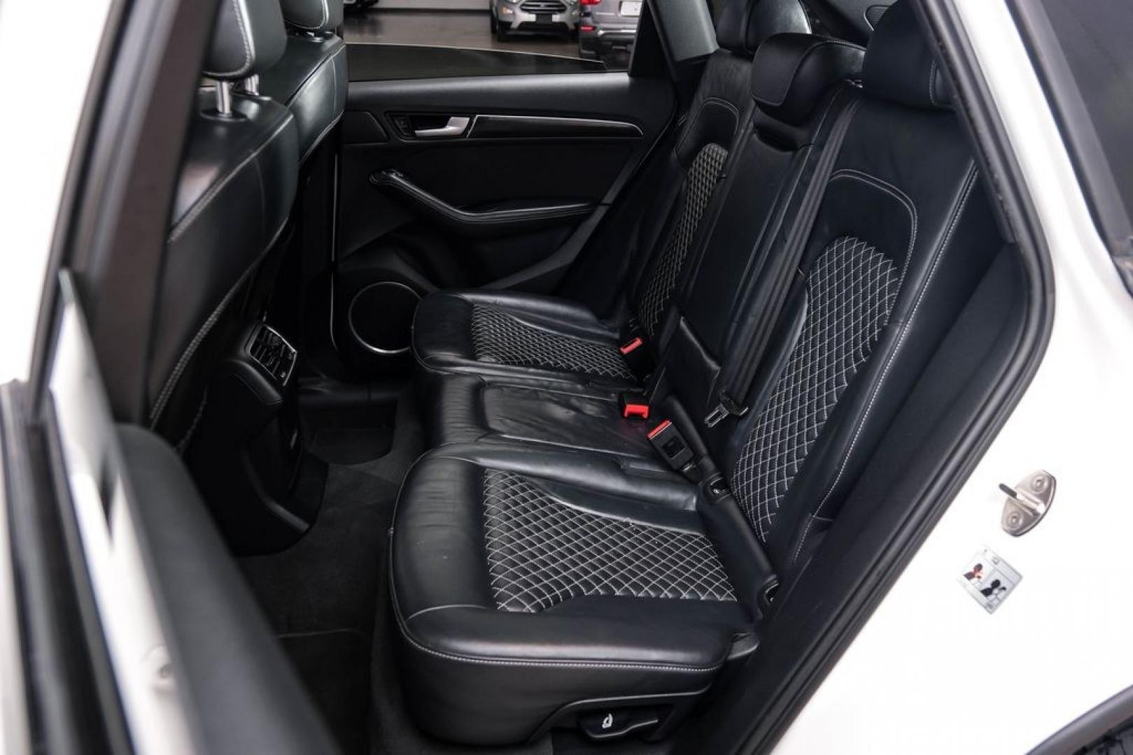 2016 Ibis White /black Audi SQ5 3.0T Premium Plus (WA1CCAFP8GA) with an 3.0L V6 Turbocharged DOHC 24V ULEV II 354hp engine, Automatic transmission, located at 15300 Midway Rd., Addison, TX, 75001, (972) 702-0011, 32.958321, -96.838074- Photo#47