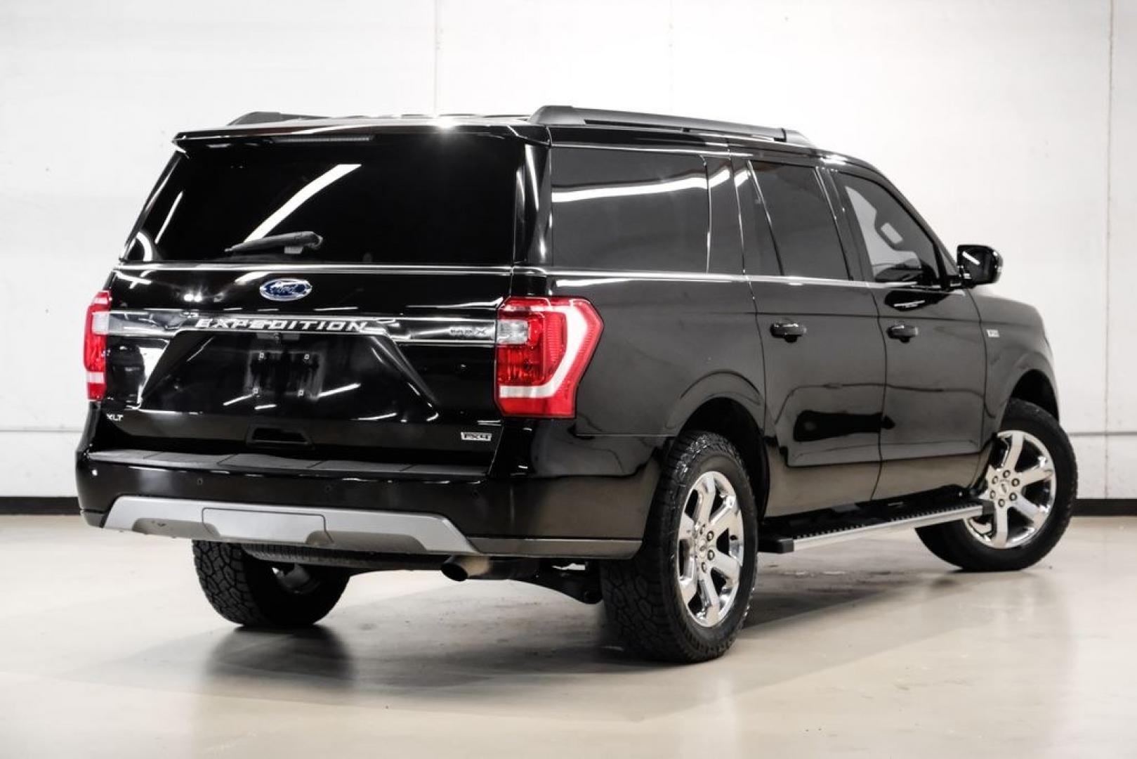 2021 Brown Metallic /Ebony Ford Expedition Max XLT (1FMJK1JT7ME) with an EcoBoost 3.5L V6 GTDi DOHC 24V Twin Turbocharged engine, Automatic transmission, located at 15300 Midway Rd., Addison, TX, 75001, (972) 702-0011, 32.958321, -96.838074 - HOME OF THE NO HAGGLE PRICE - WHOLESALE PRICES TO THE PUBLIC!! 4D Sport Utility, EcoBoost 3.5L V6 GTDi DOHC 24V Twin Turbocharged, 10-Speed Automatic, 4WD, Brown Metallic, Ebony Cloth. Priced below KBB Fair Purchase Price! Odometer is 23047 miles below market average!<br><br>Brown Metallic 2021 Ford- Photo#8